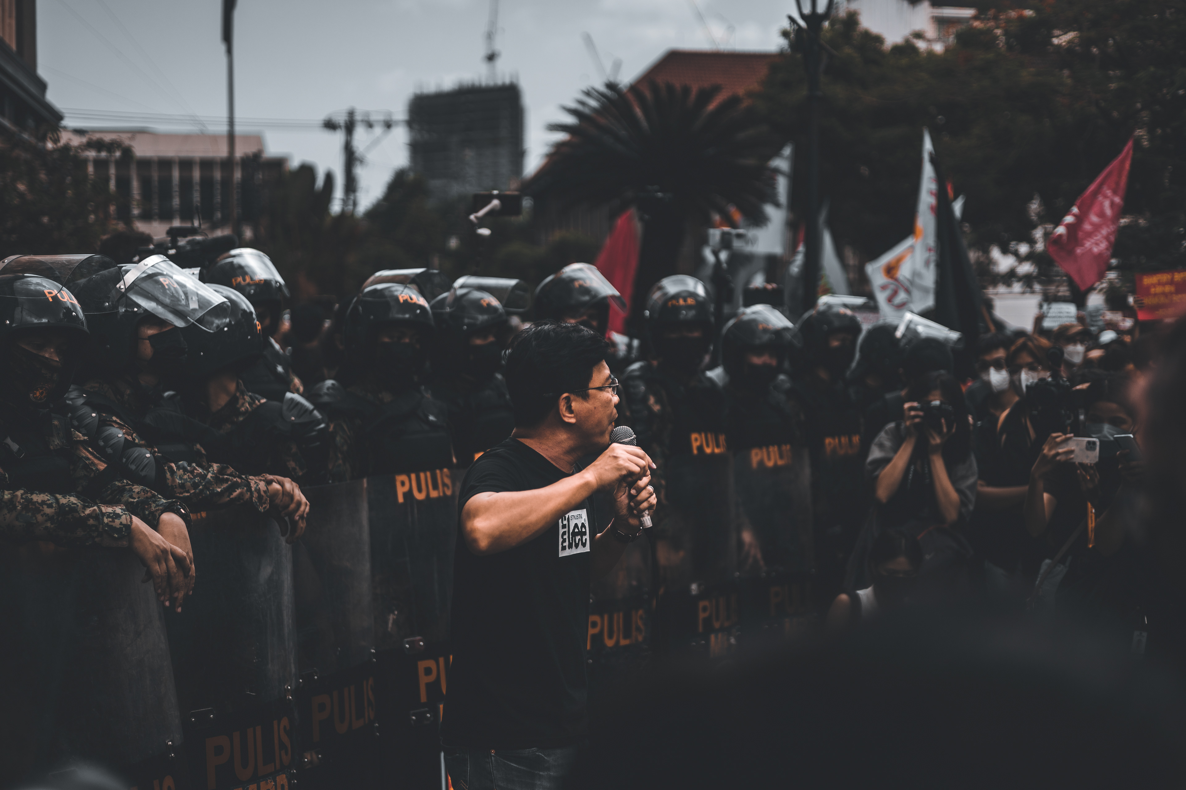 ISO 100 f / 1.8 1/1250