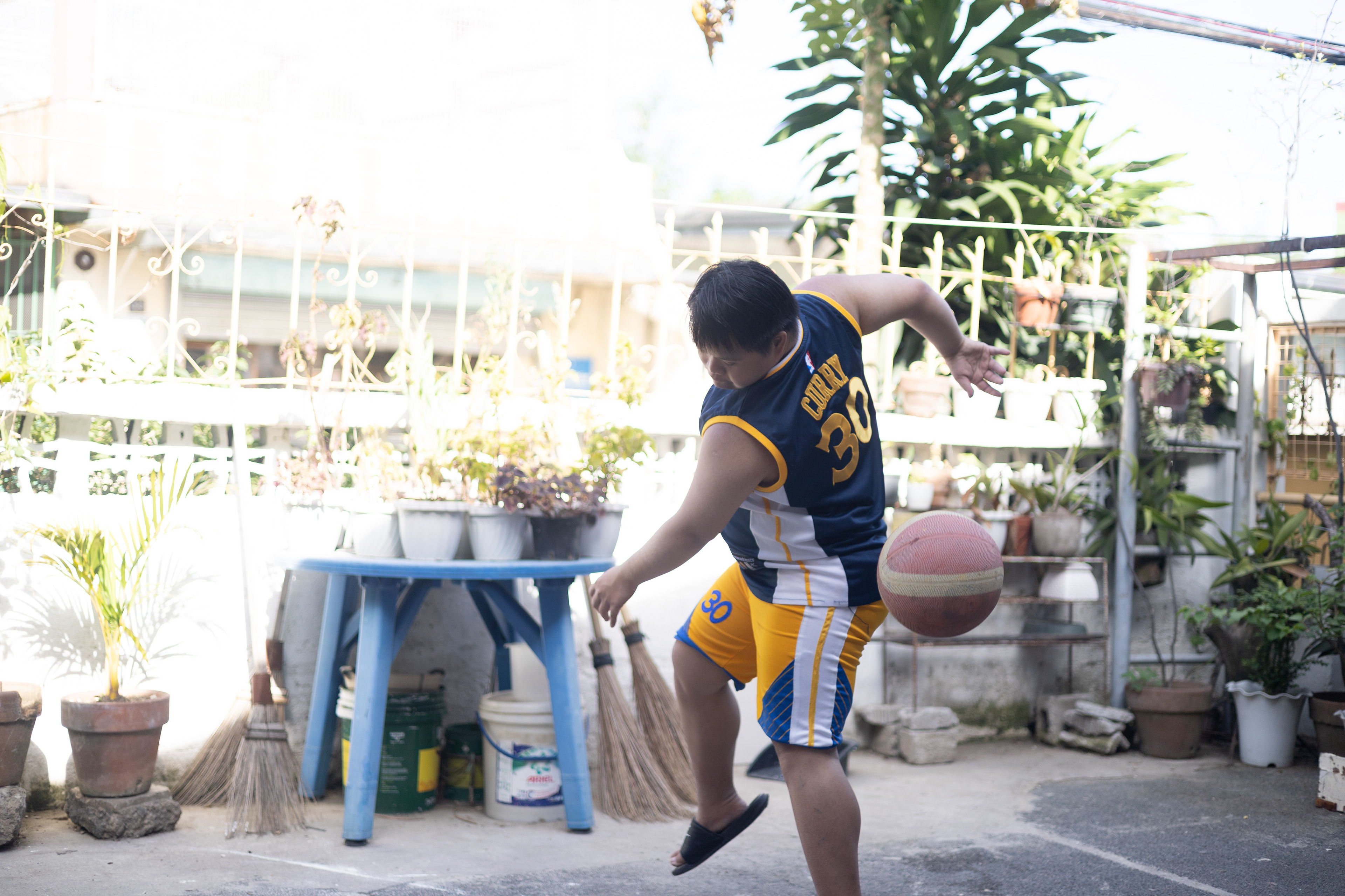 ISO 100 f / 1.8 1/800