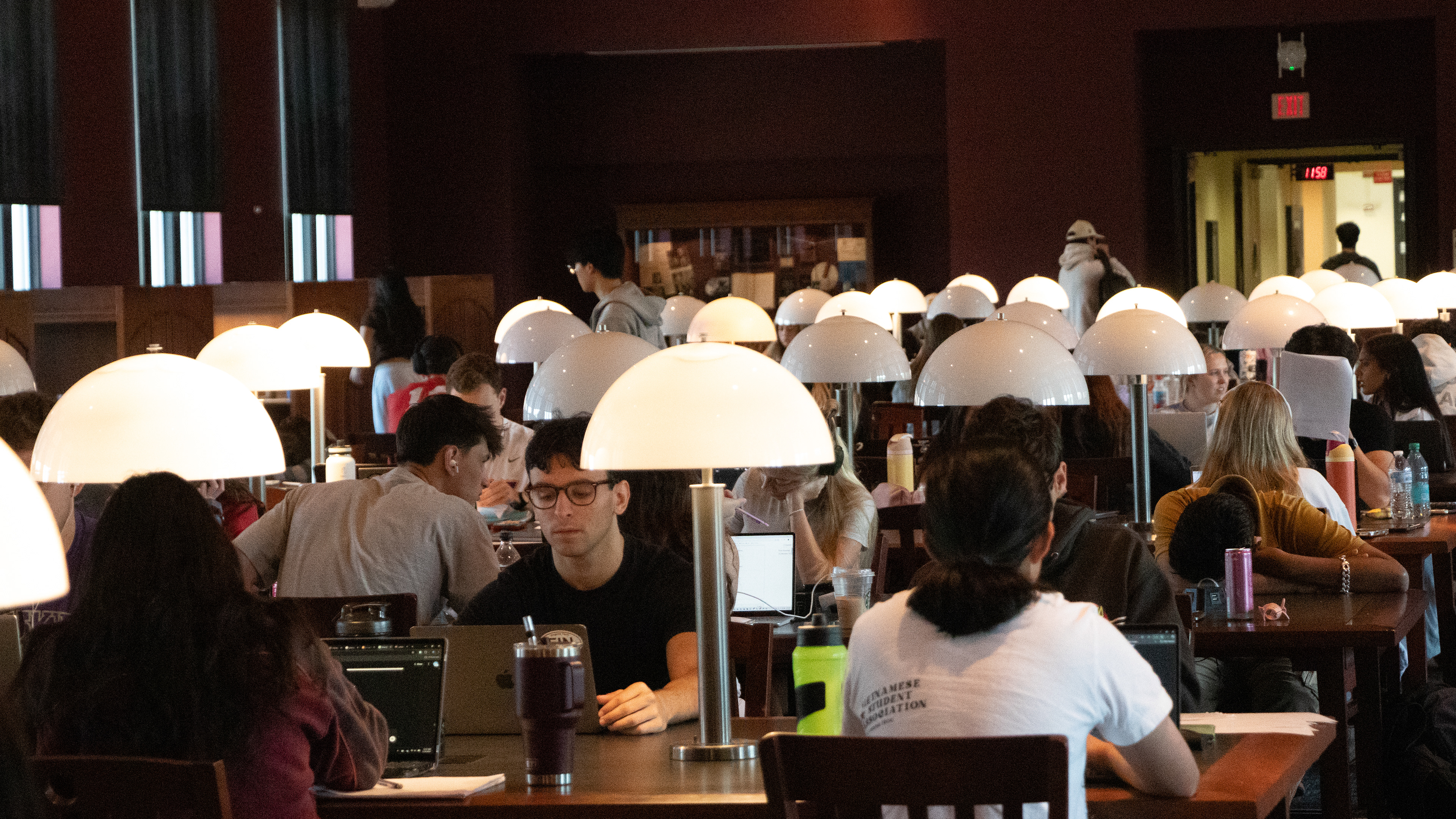 Blacksburg, Virginia, May 10, 2025 — Unshaken Focus: As students fill Torgersen Bridge to prepare for finals, their sense of safety is shaped by years of progress in crisis response. Photo: Michaela Scott