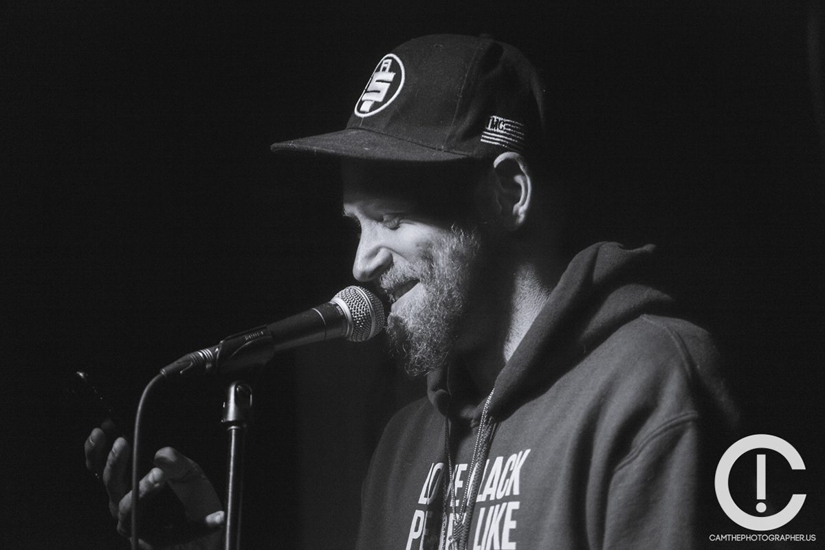 Host Andru Defeye performing at The Blue Lamp (10.17.2019)