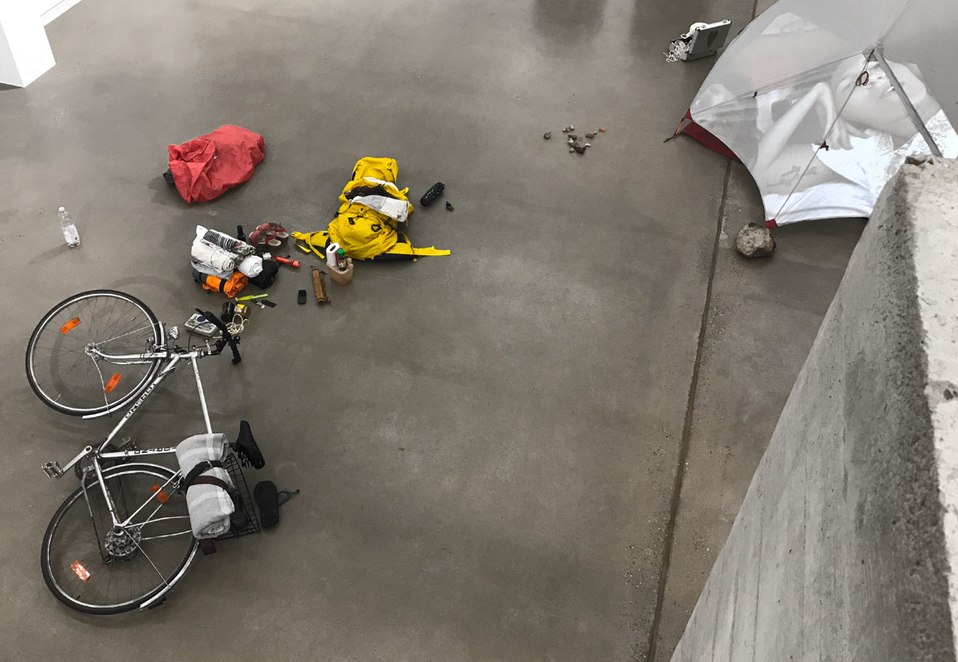 Metamorphosis, performative installation, Port 25, Mannheim, 2018