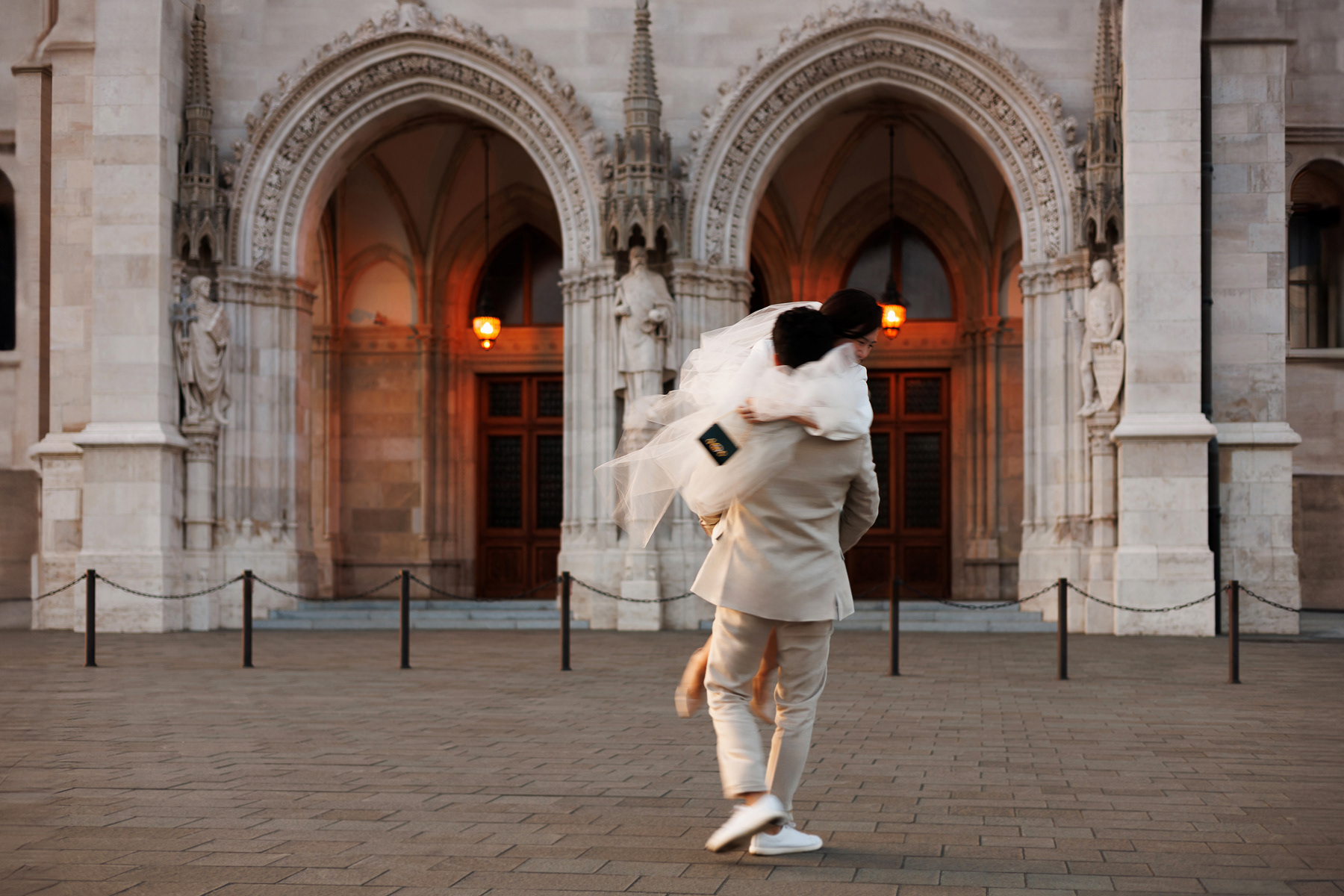 Tulip Sujeera Photography - Pre Wedding Photo Shoot in Budapest, Hungary