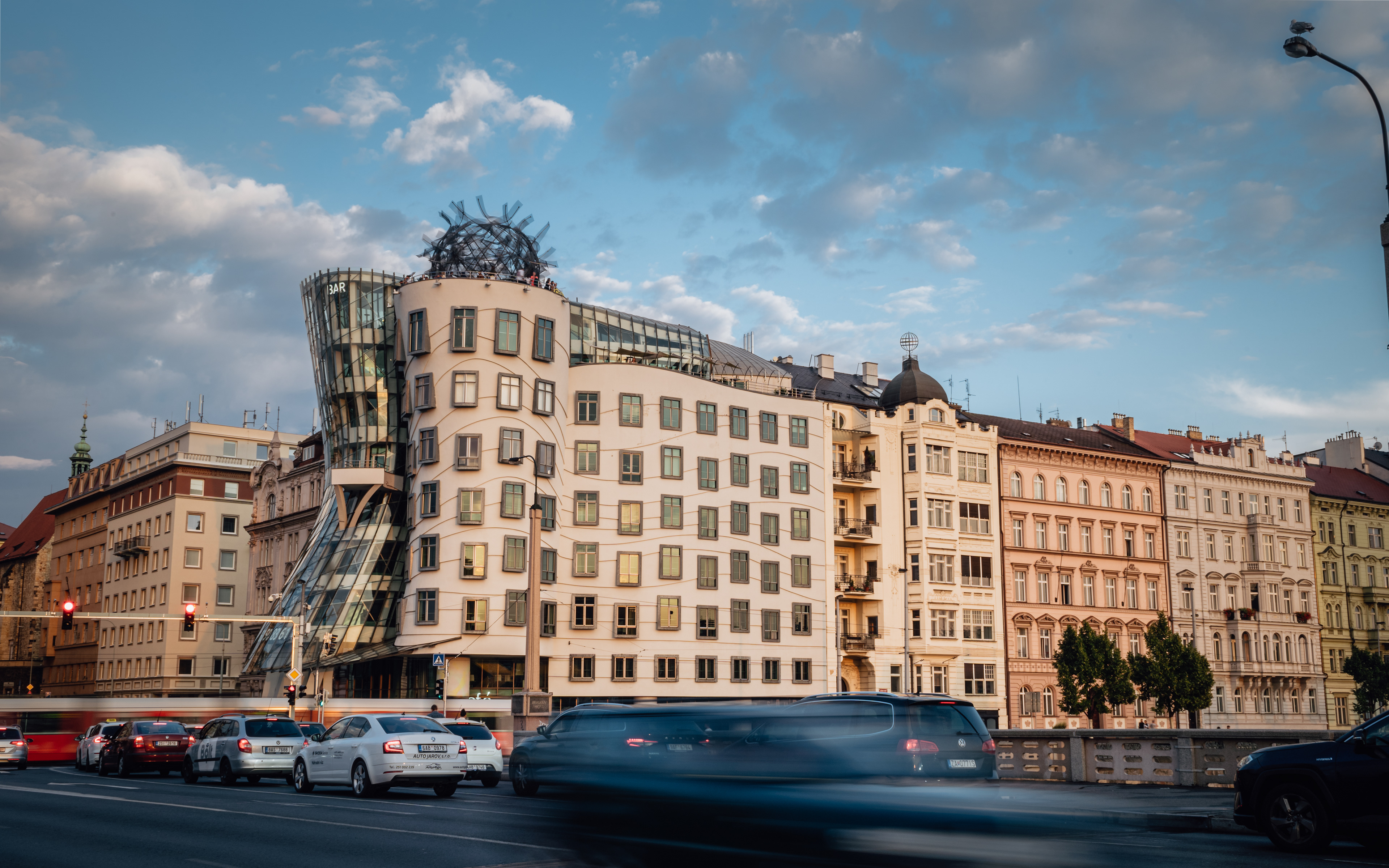 Maison dansante - Tančící dům I