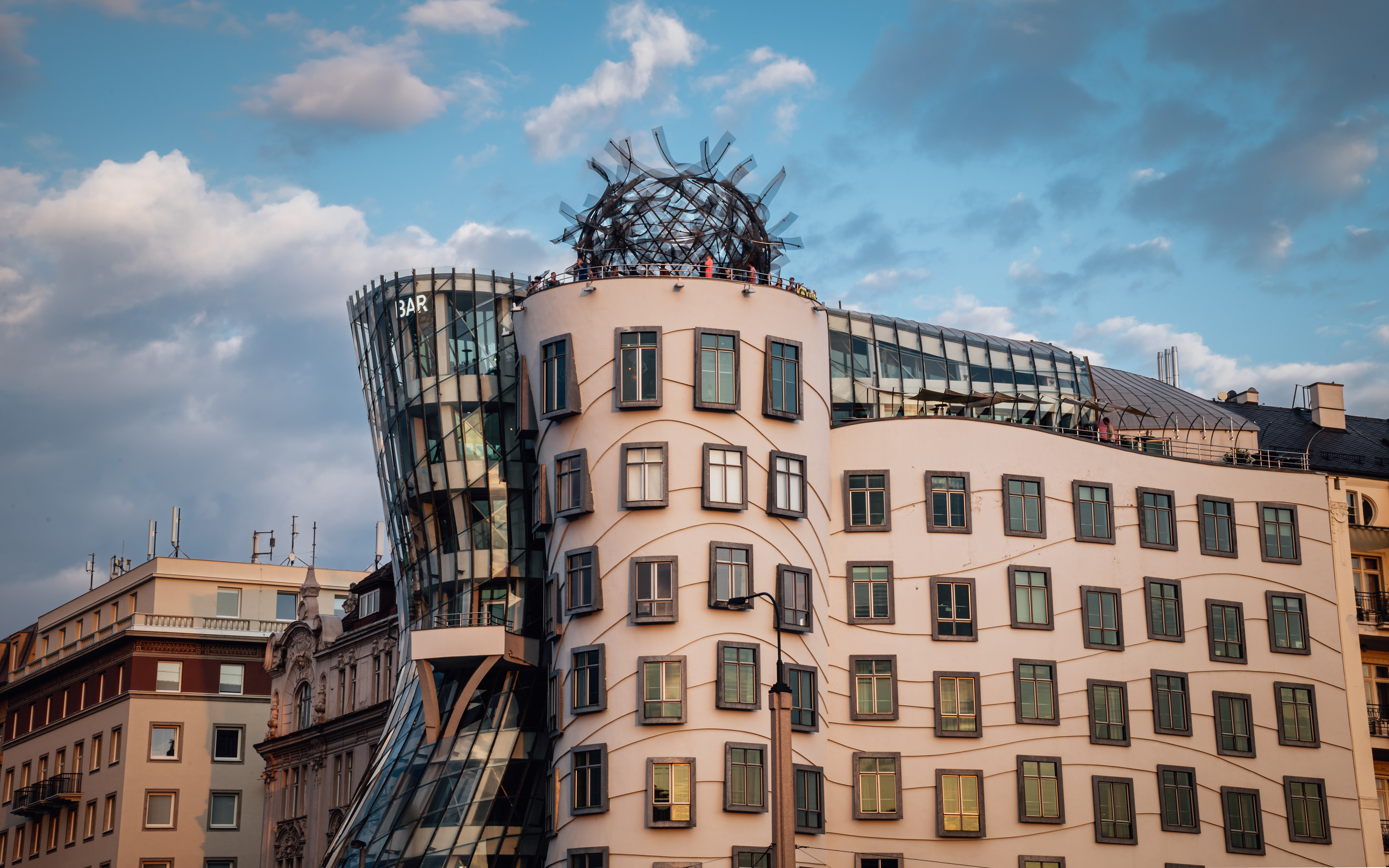 Maison dansante - Tančící dům II