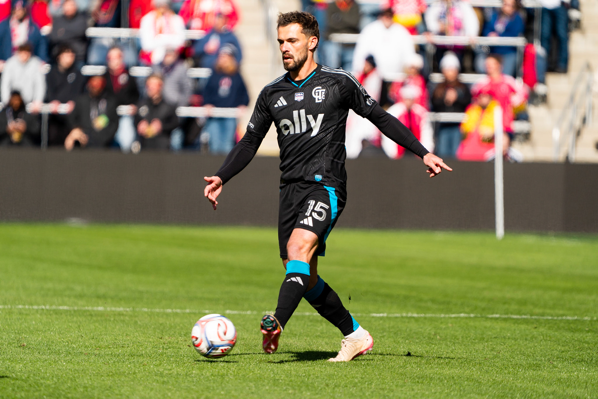 Charlotte FC defender Harry Toffolo (15) dribbles the ball against St. Louis CITY SC.St. Louis City FC vs. FC Charlotte on February 21, 2026 at Energizer Park in St. Louis, MO. Photo by Daniel Laubhan