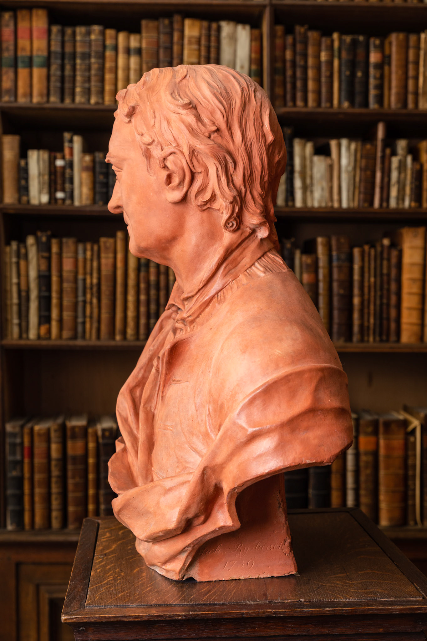 Isaac Newton by John Michael Rysbrack / © Trinity College, University of Cambridge