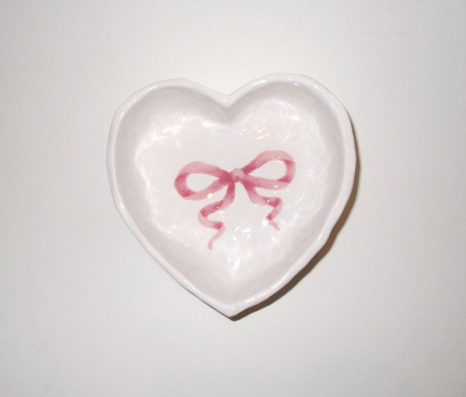 Bow Dish, ceramic, 2023
