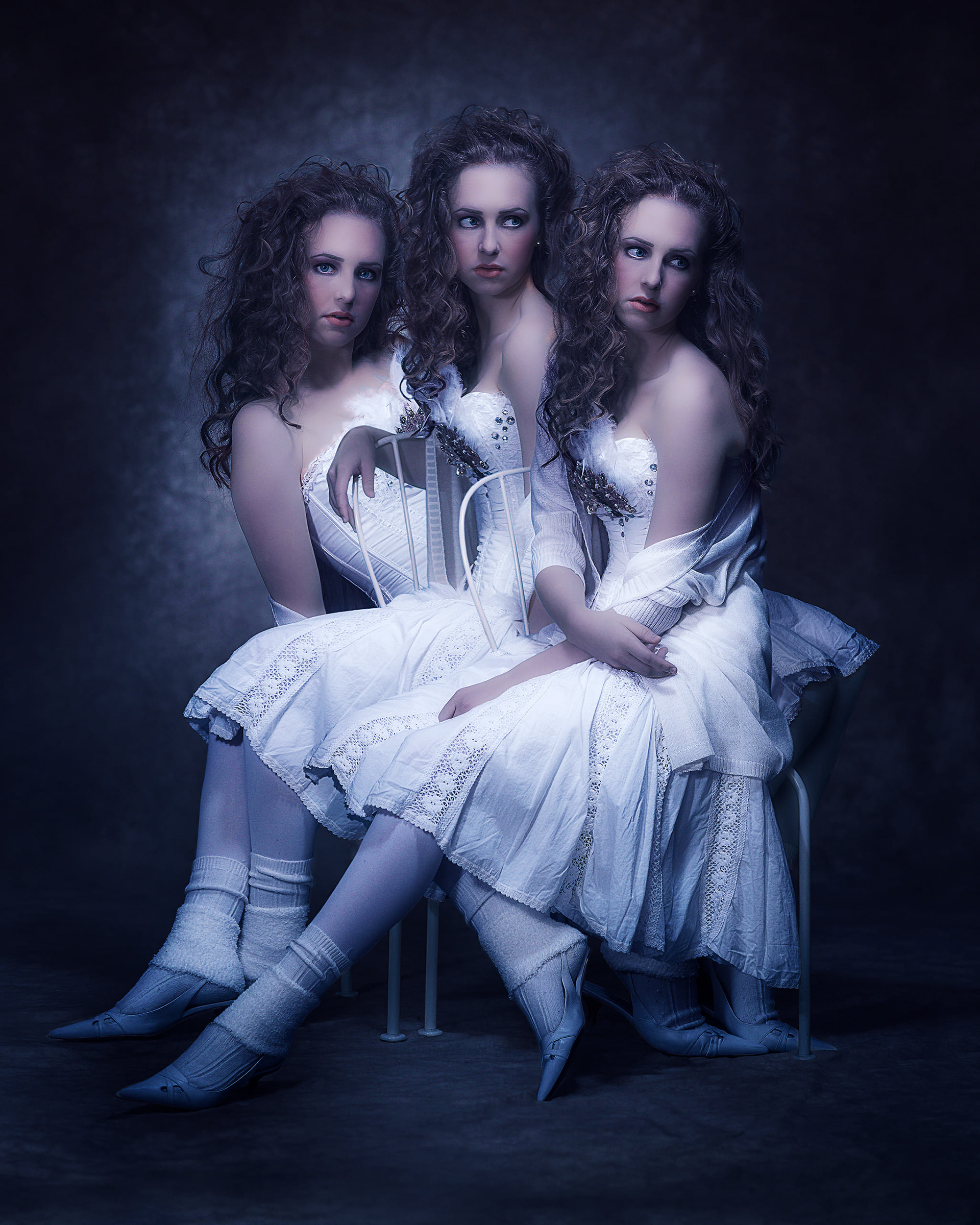 Somnambulism / 離魂病 by Masaki Hirokawa / 廣川政樹