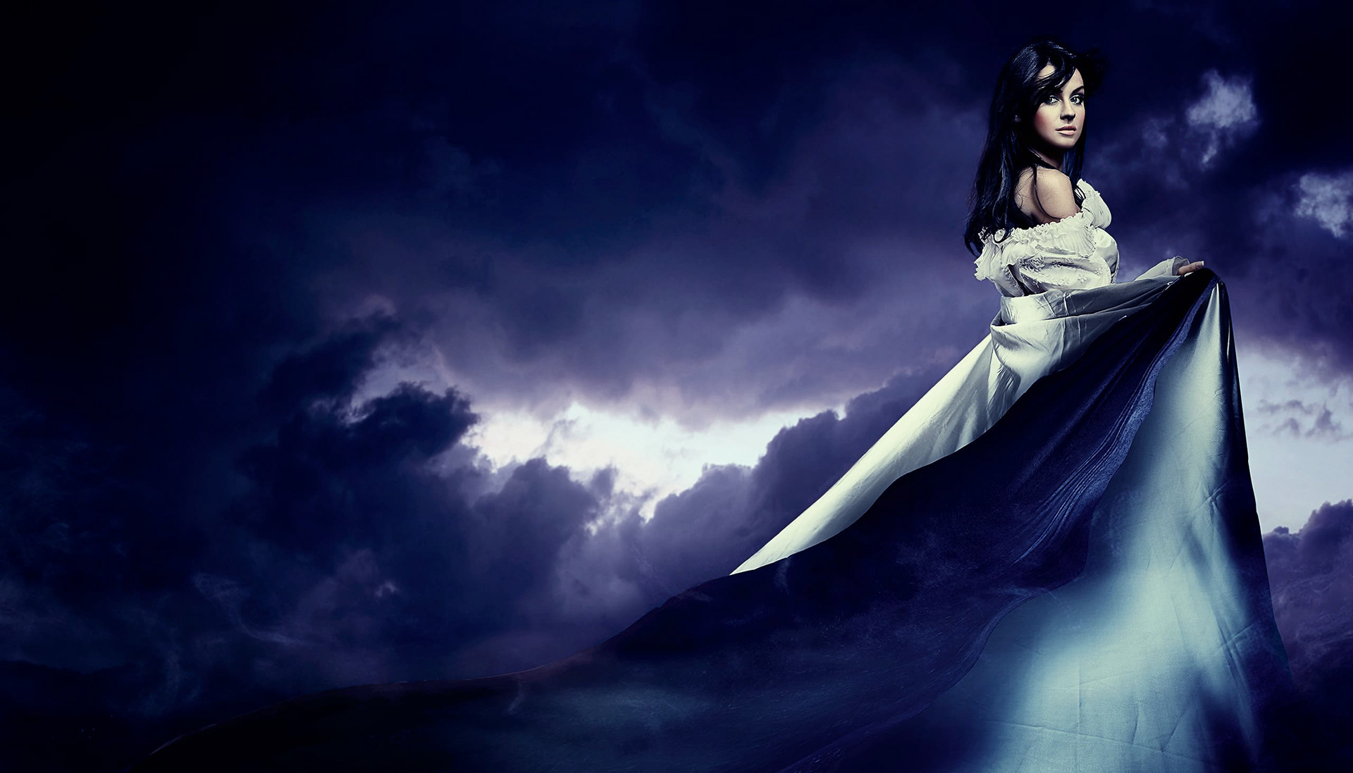 Hera / 異界の嫁入り by Masaki Hirokawa / 廣川政樹