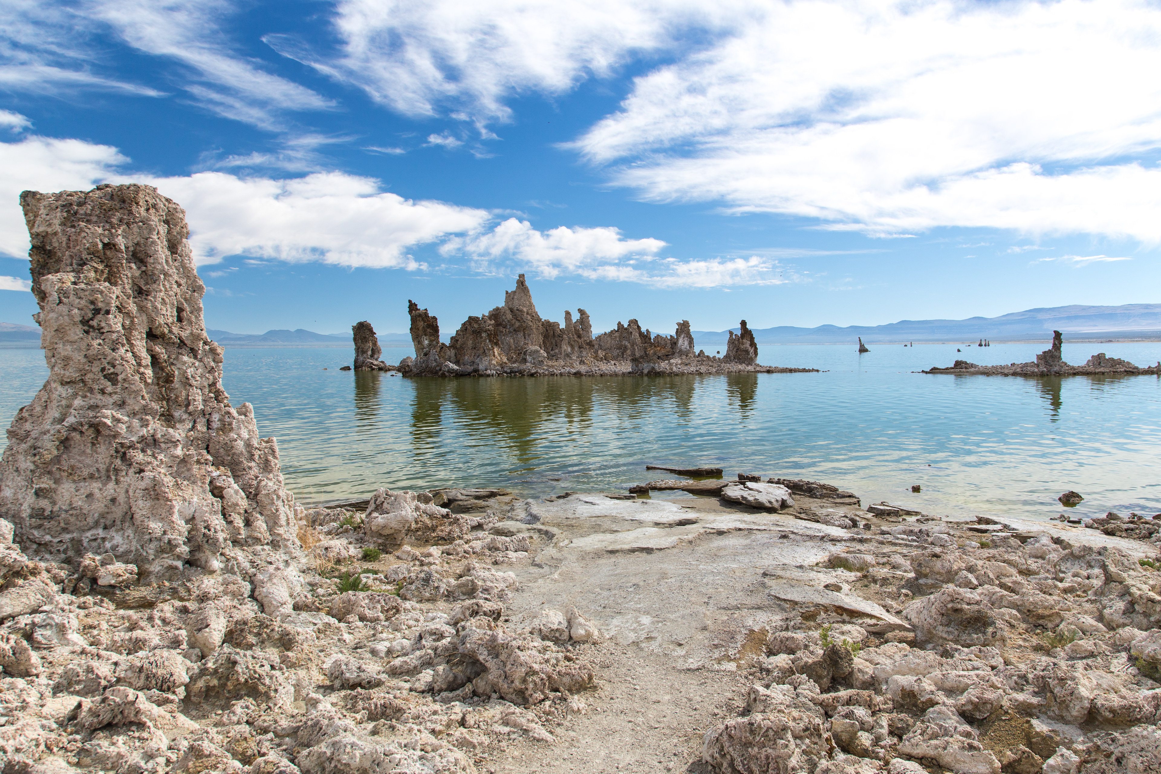 Mono Lake, California, USA