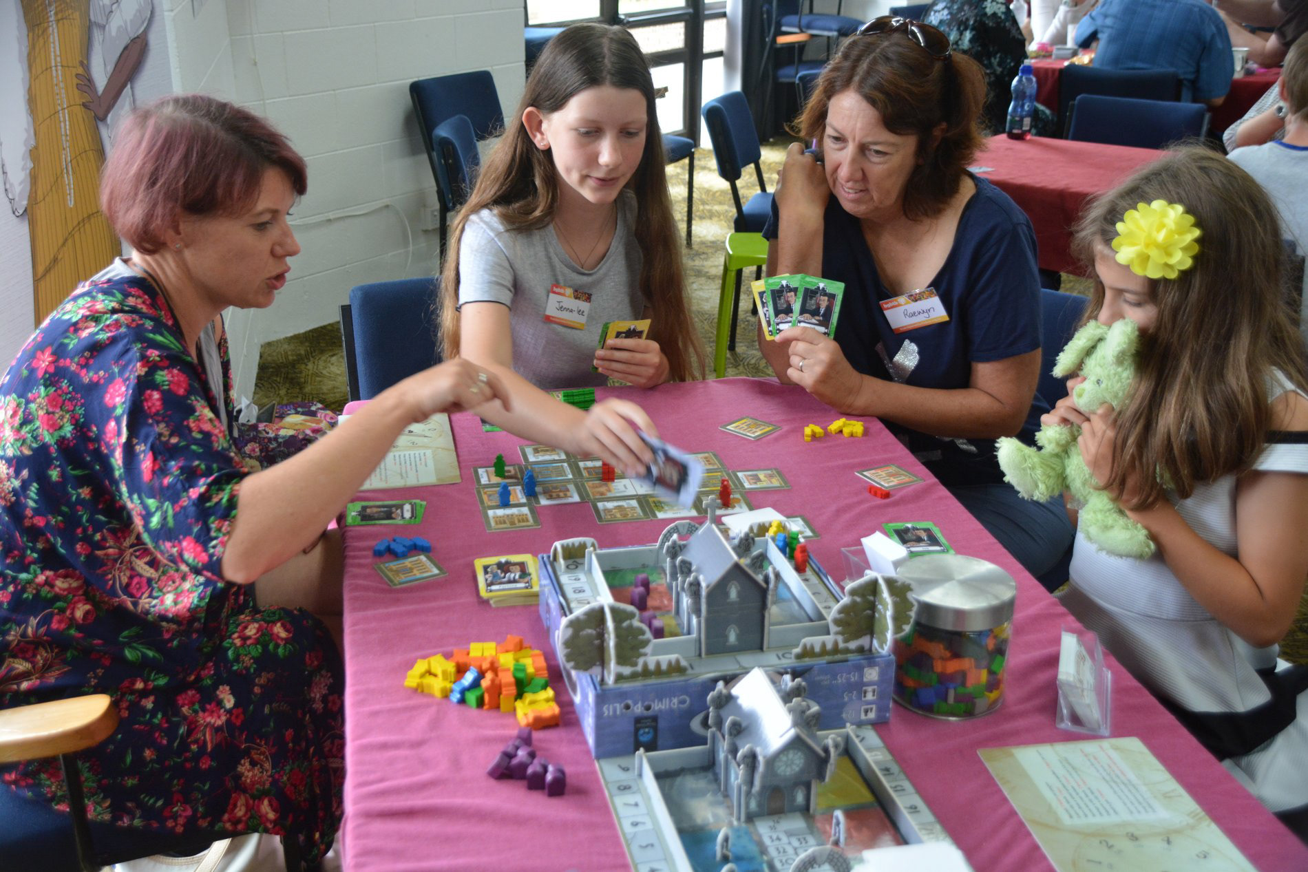 Another group finding their way through the dark streets of Crimopolis.