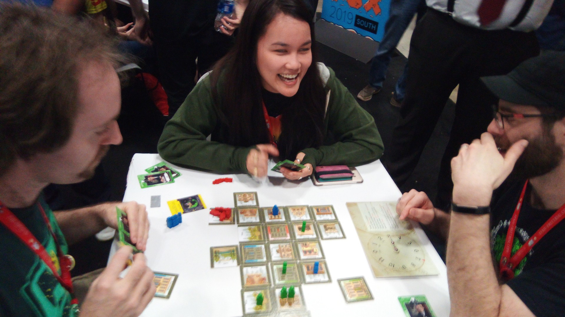 More happy Cimopolis players