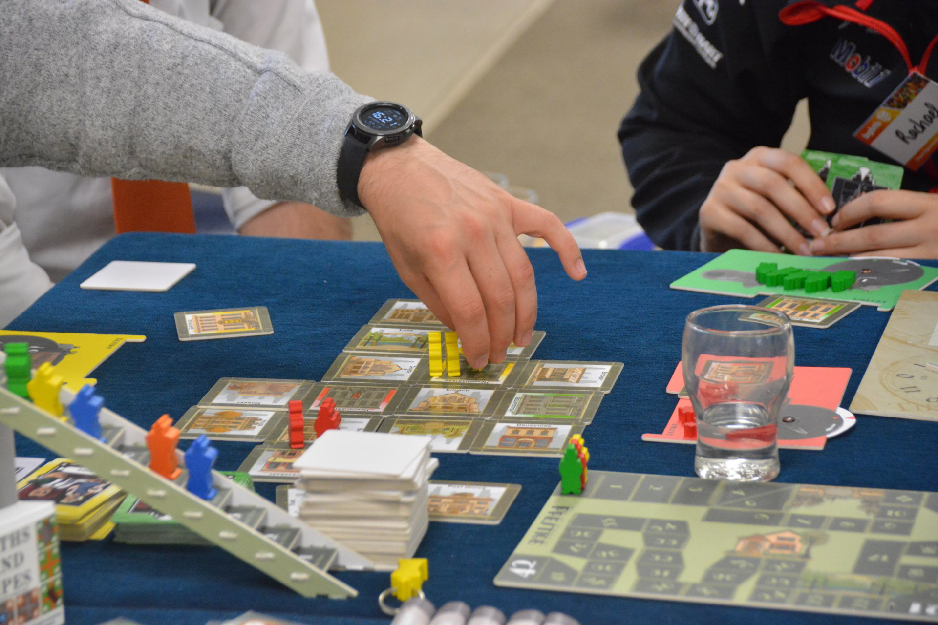 Moving gangsters through Crimopolis