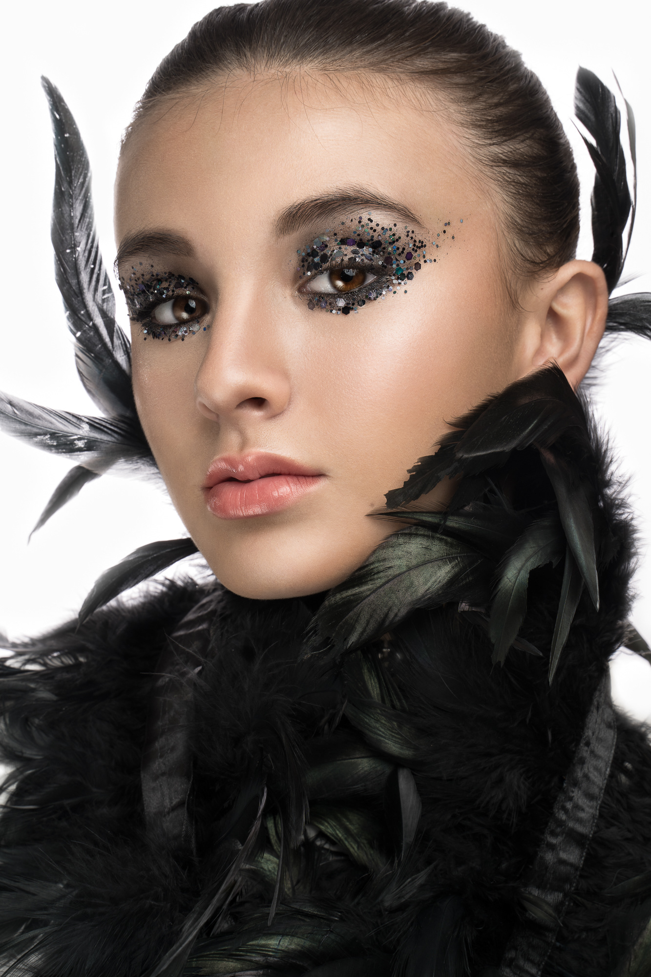 Model: Mar; MUA: ESCUMA Granada: Albert Chaves, Chío Jiménez
