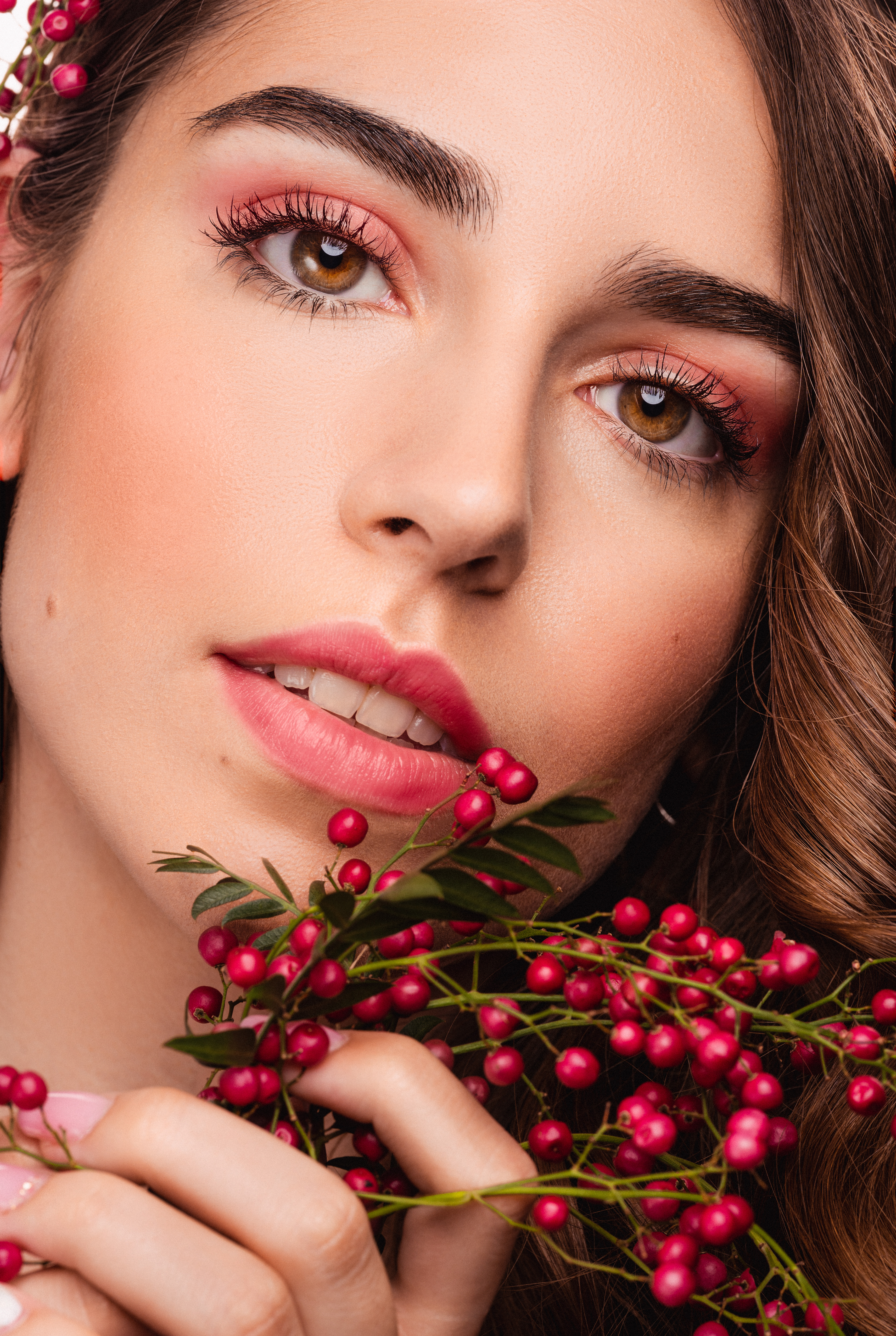 Model: Alba Prieto Romero; Wardrobe: Claudina Mata; Makeup&Hair: Raquel Pérez(instantes Blancos)