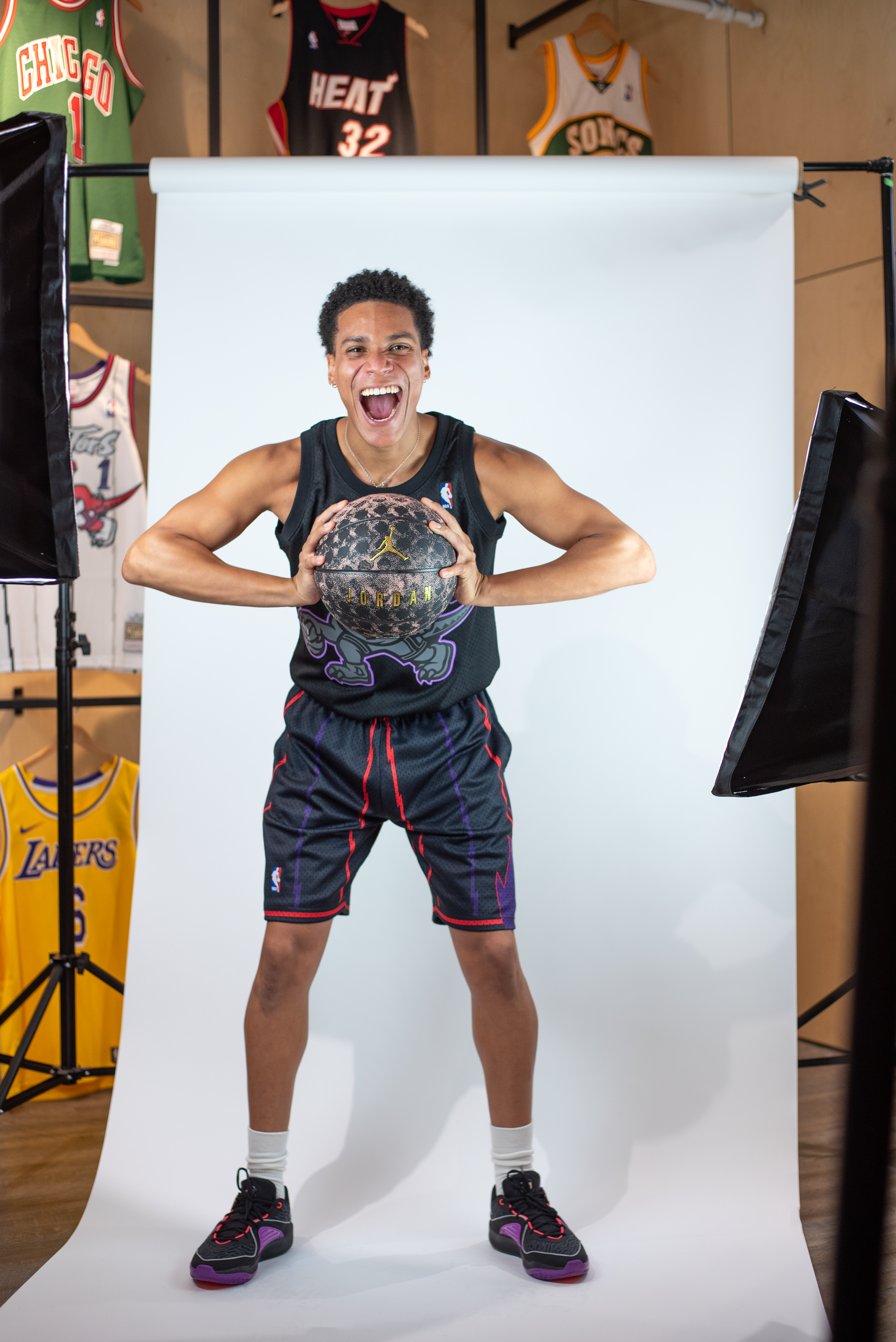 Mitchell & Ness - NRML Clothing