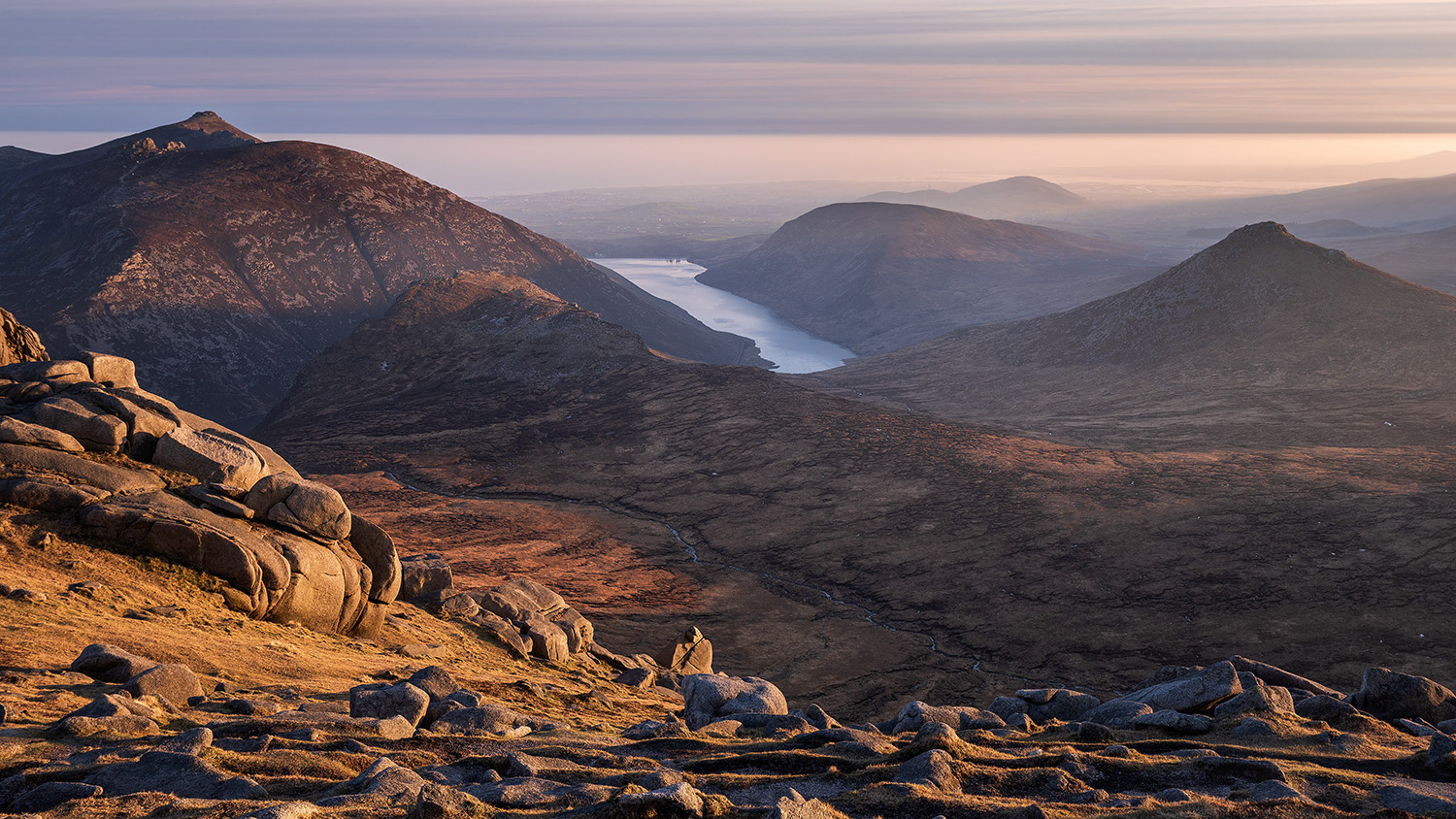 Classic views from Slieve Bearnagh