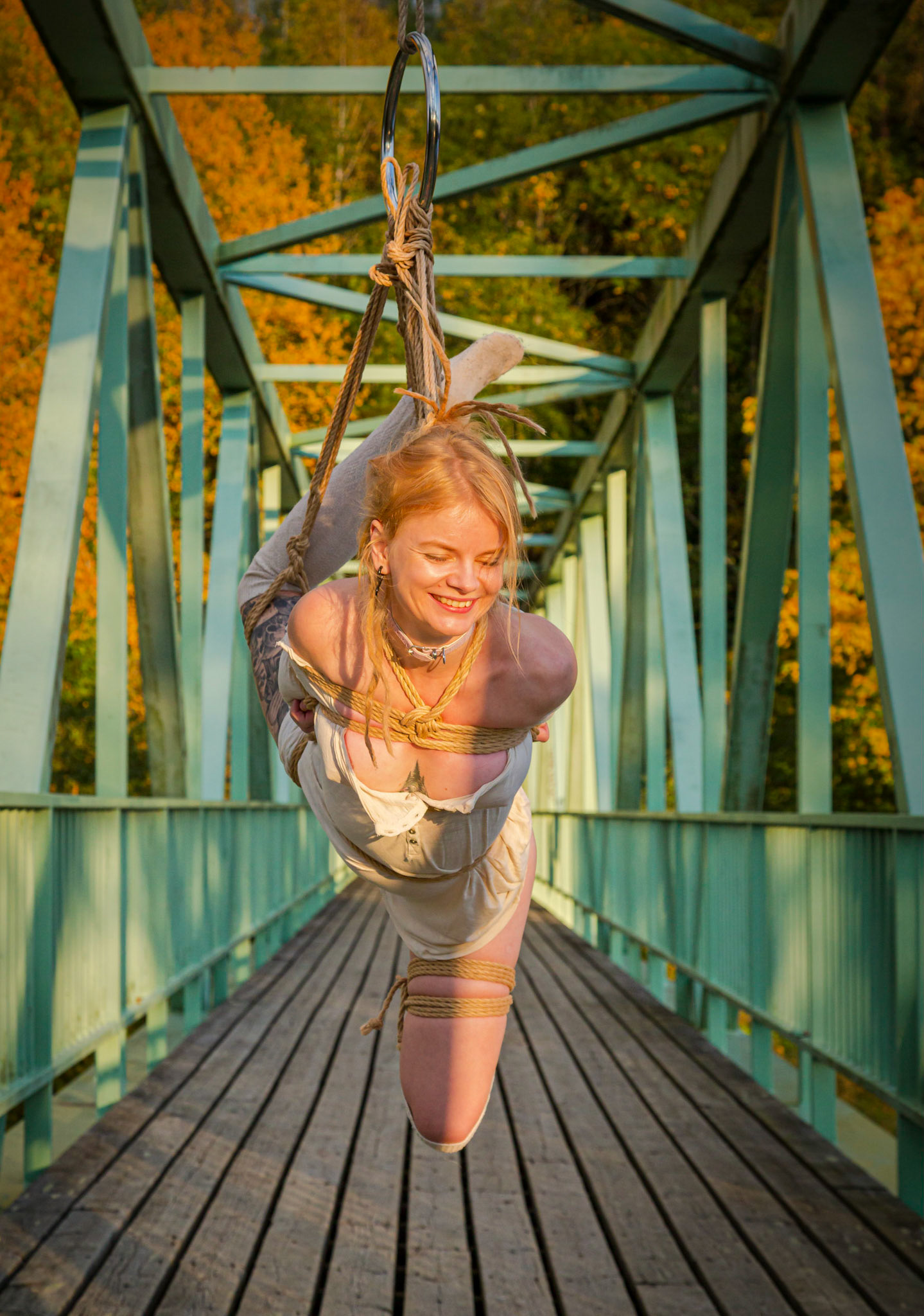 @kuje.ropes in @Elie_Shibari's ropes on a bridge to nowhere, September 30, 2020. #5