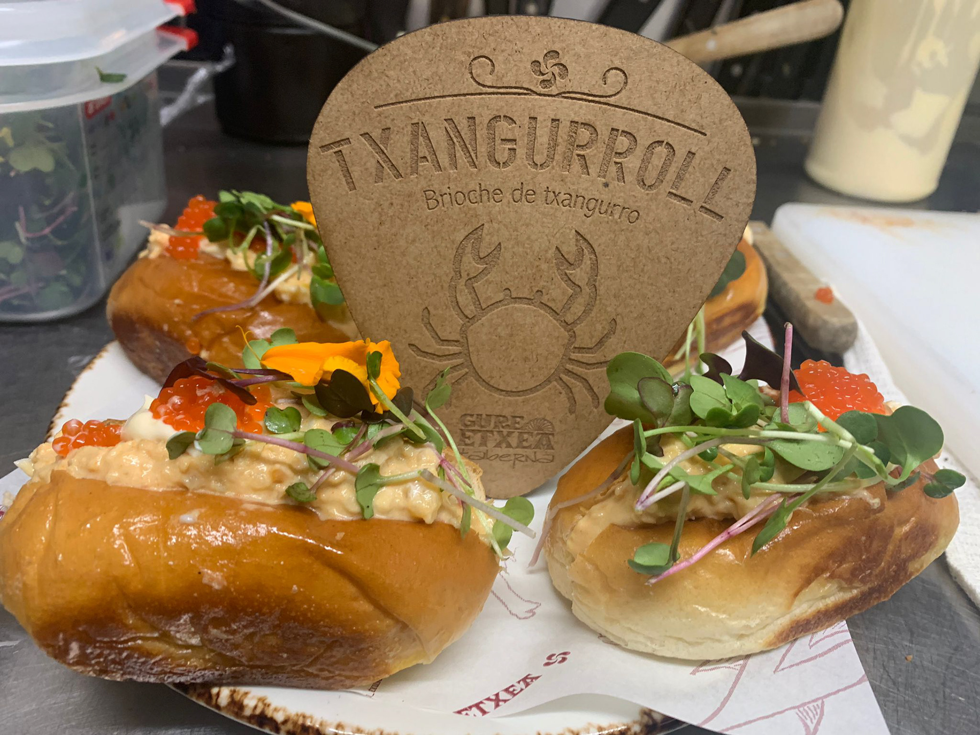 Txangurroll [brioche de txangurro]
