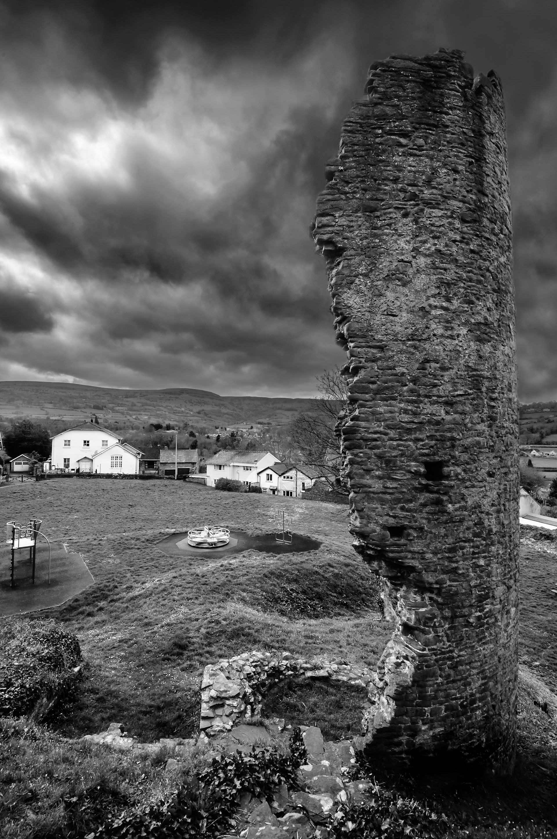 Crickhowell