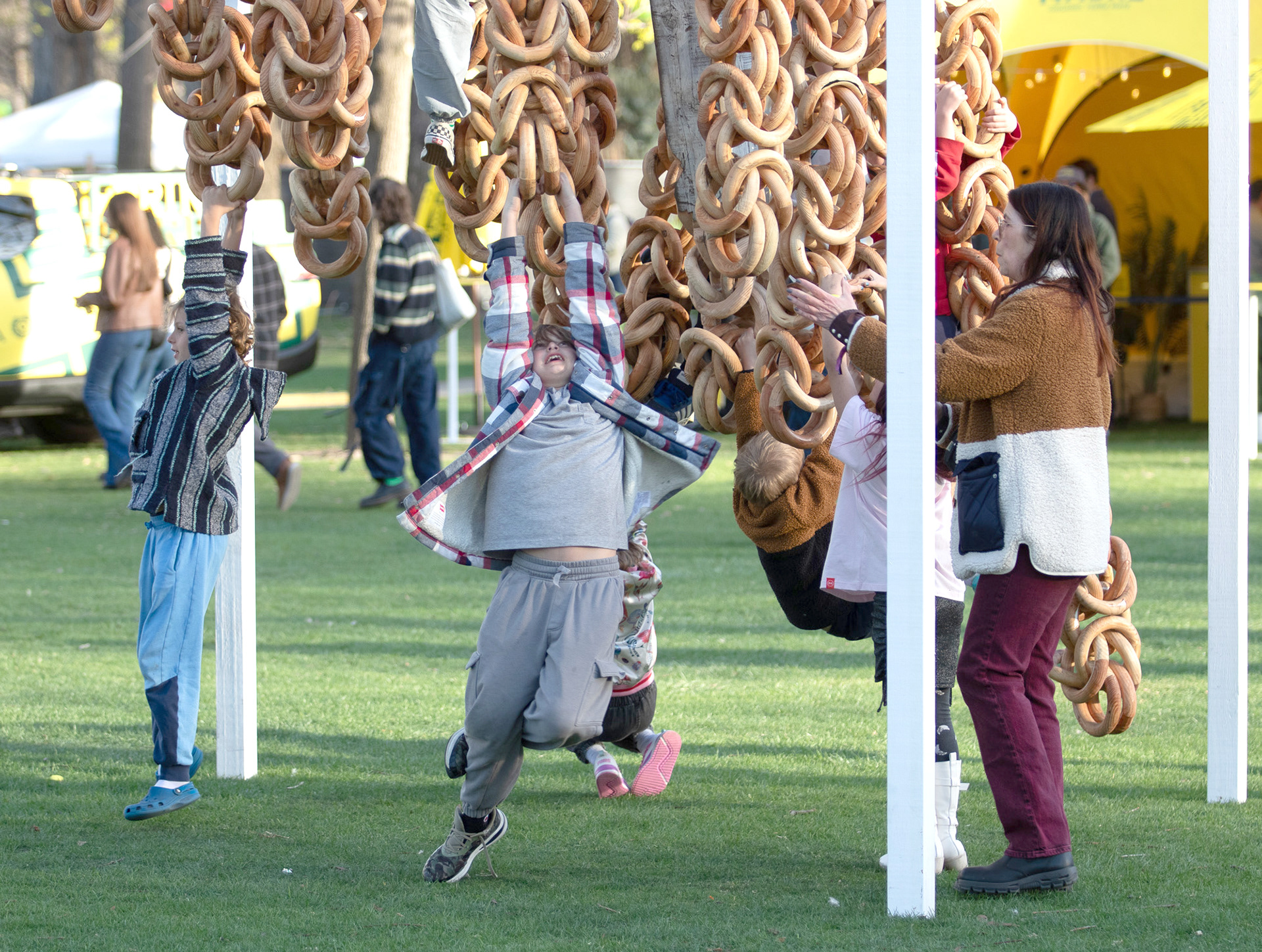 Kids playin on Hermes Trig by Bim Ditson