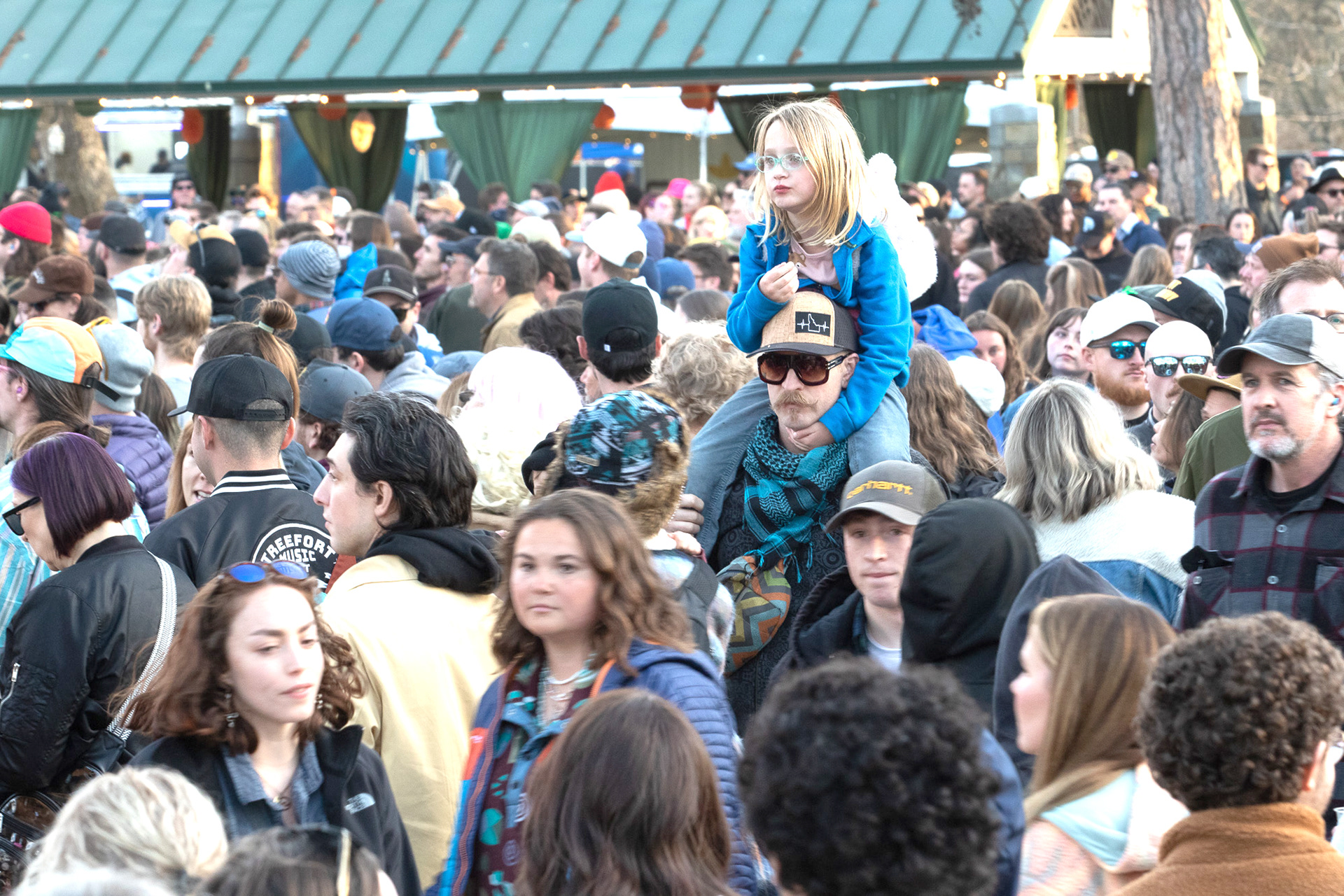 Crowd at Main Stage