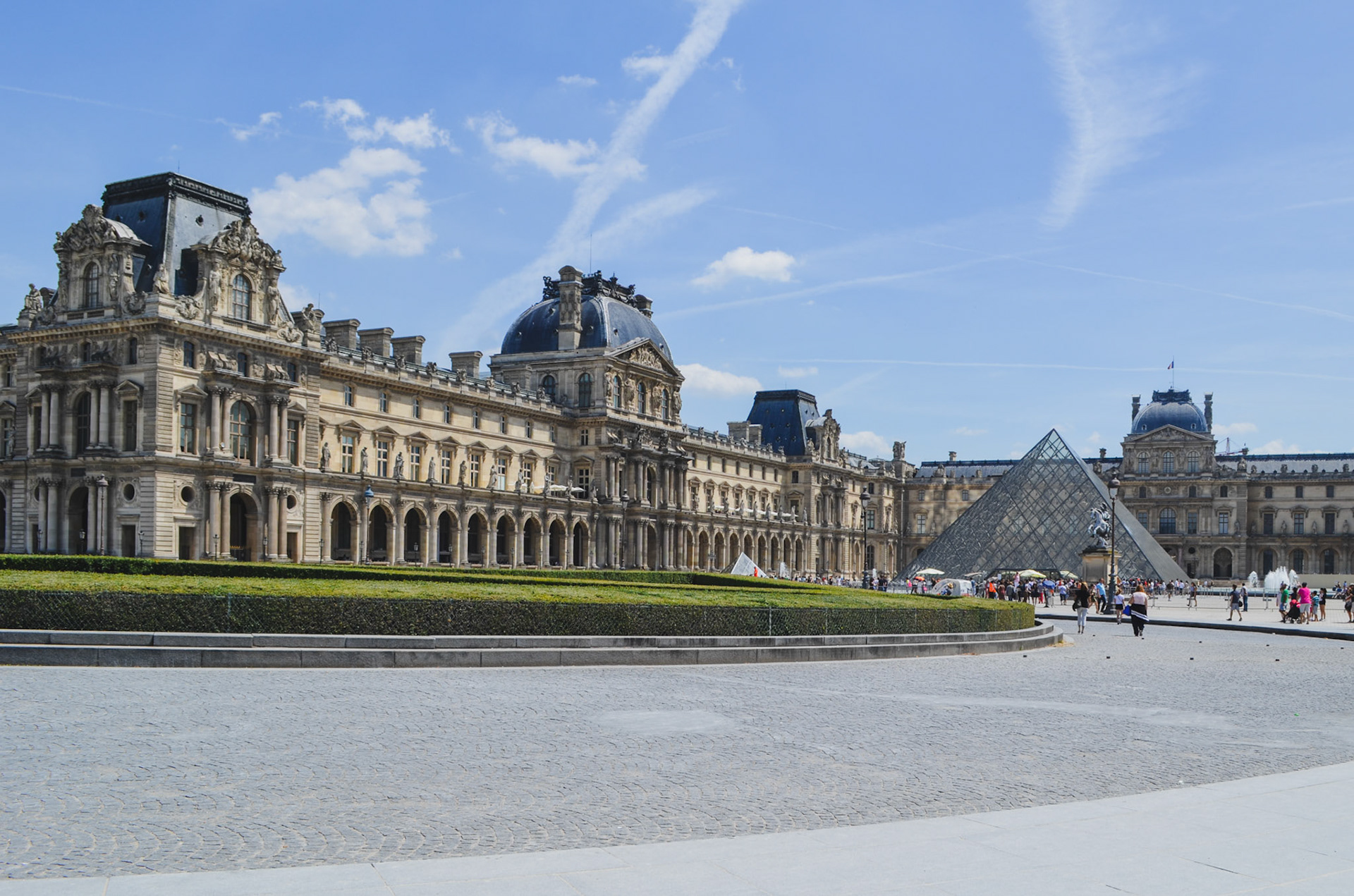 Louvre, Paris