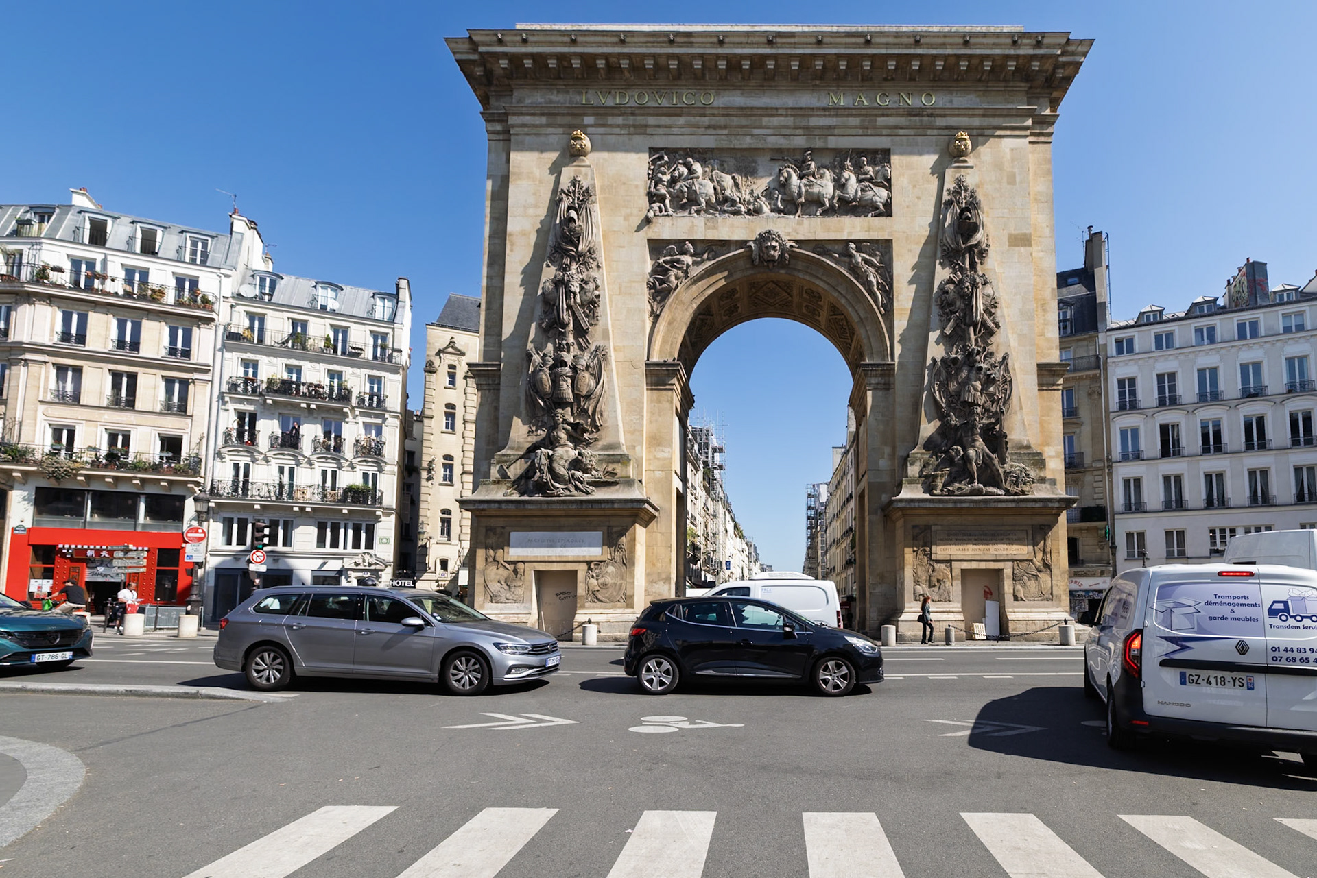 Ludovico XIV triumpal ark. Porte Saint-Denis.