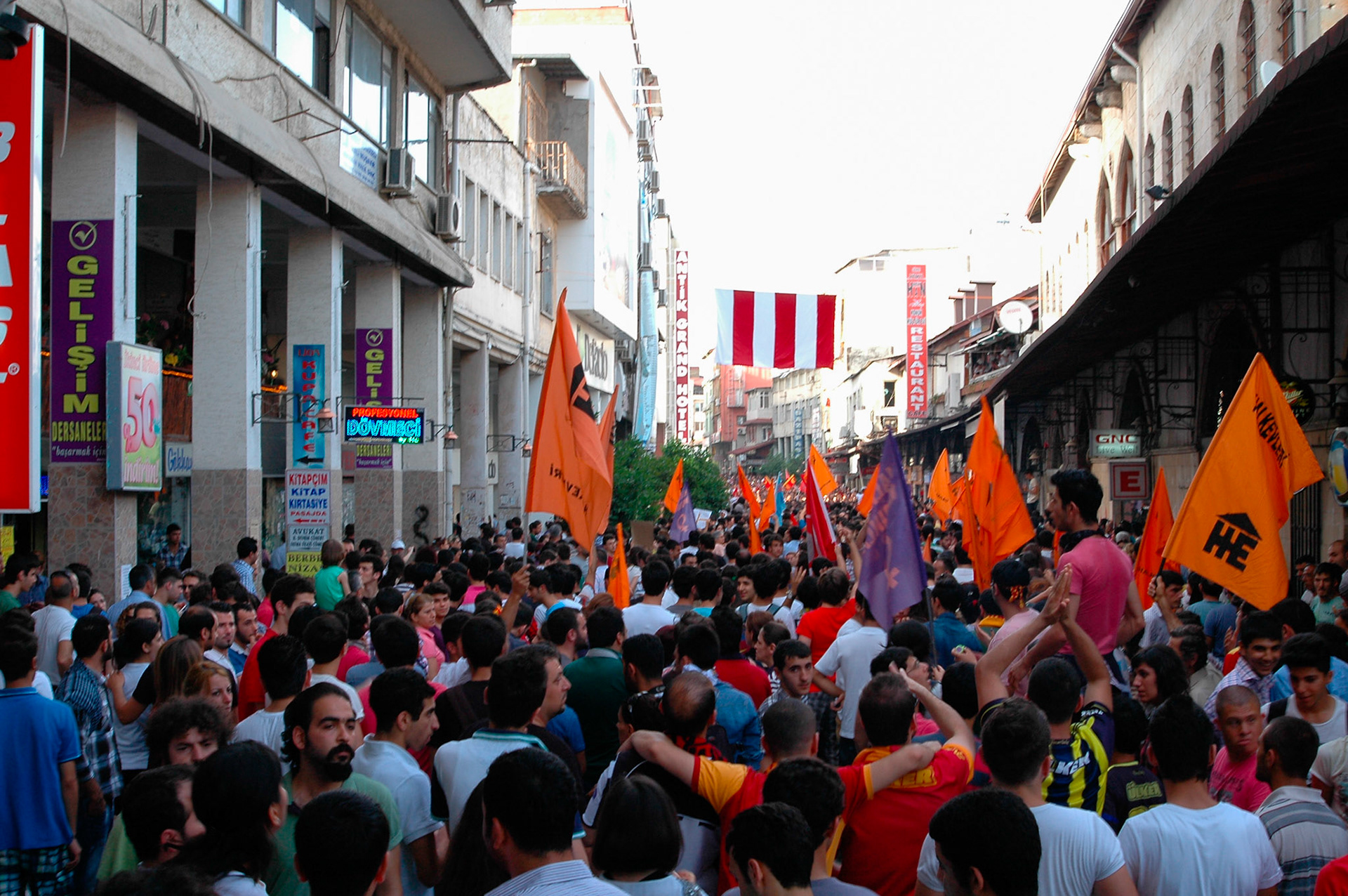 Saray Caddesi