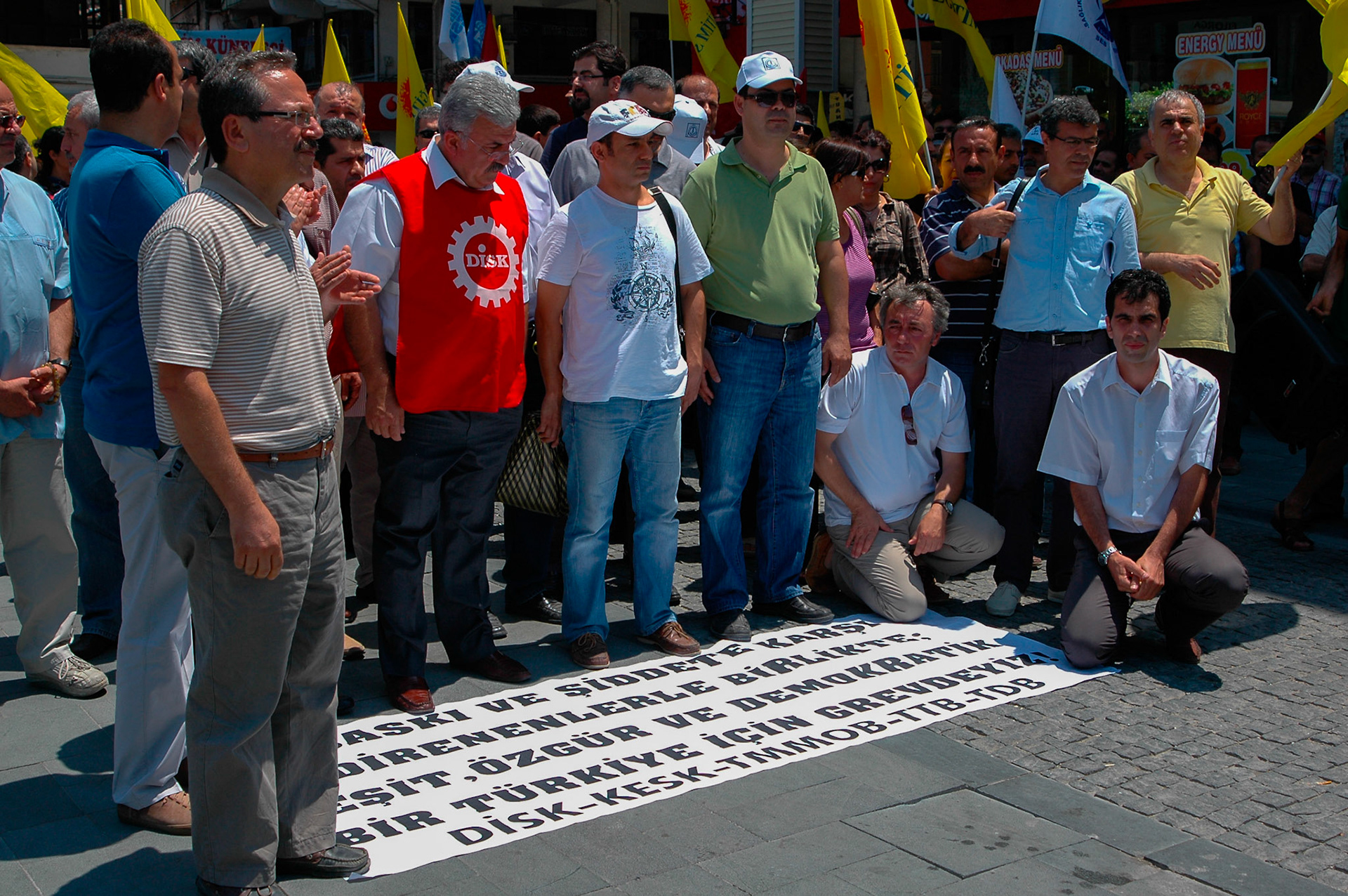 Saray Caddesi