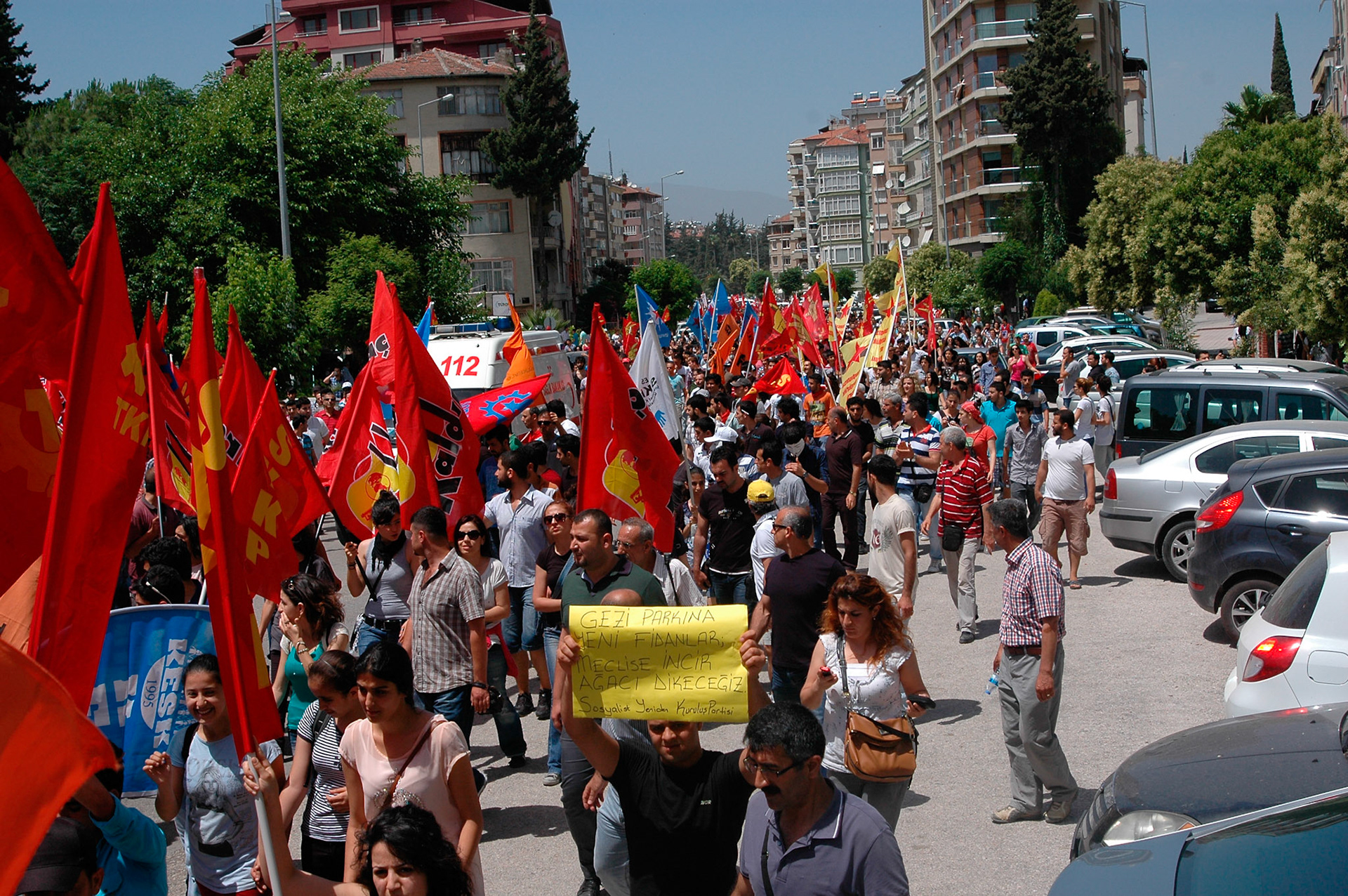 İnönü Caddesi