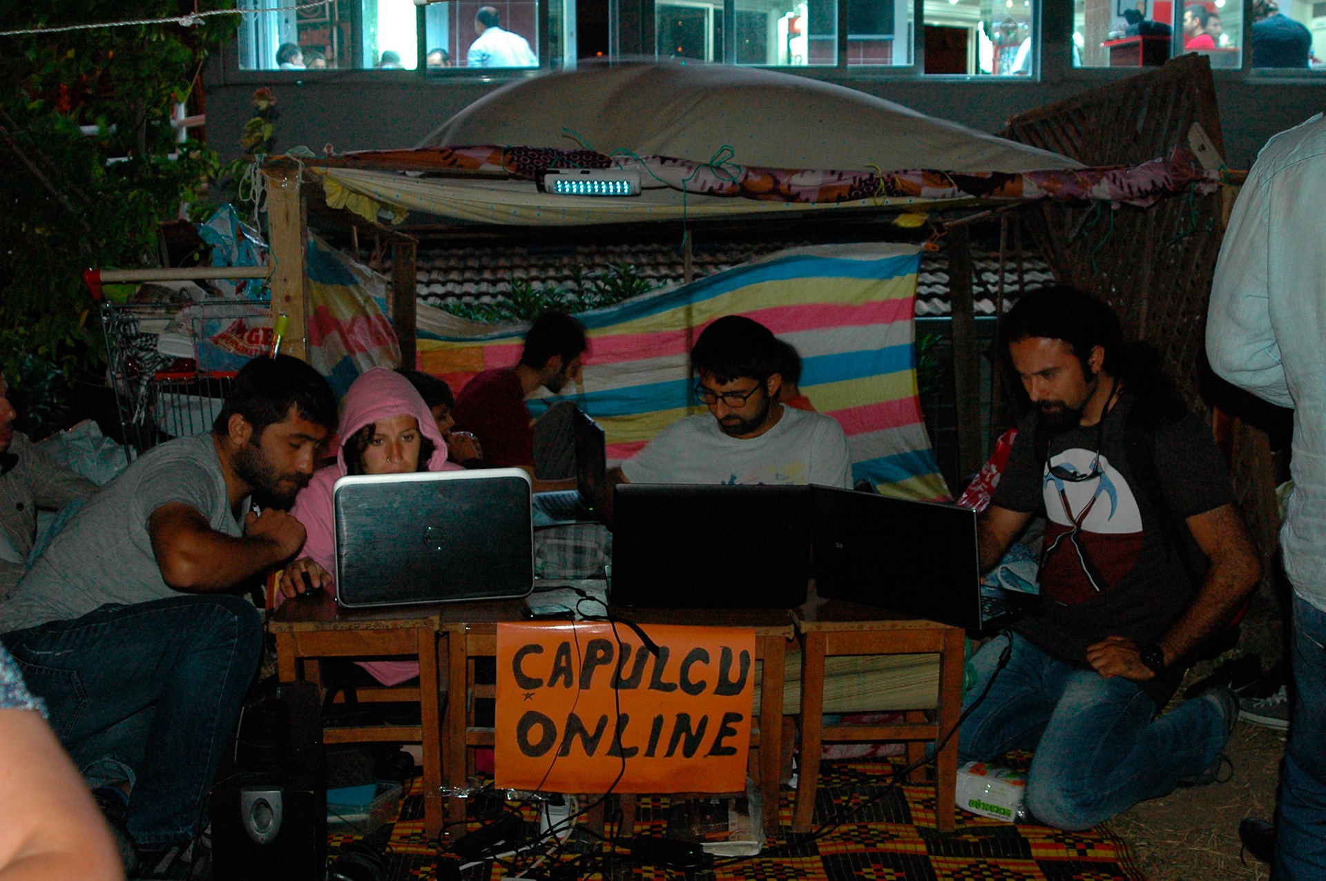 Çapulcu Online / Basın Çadırı