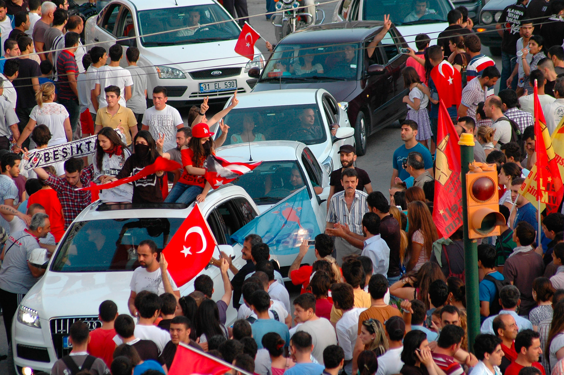 Uğur Mumcu Kavşağı