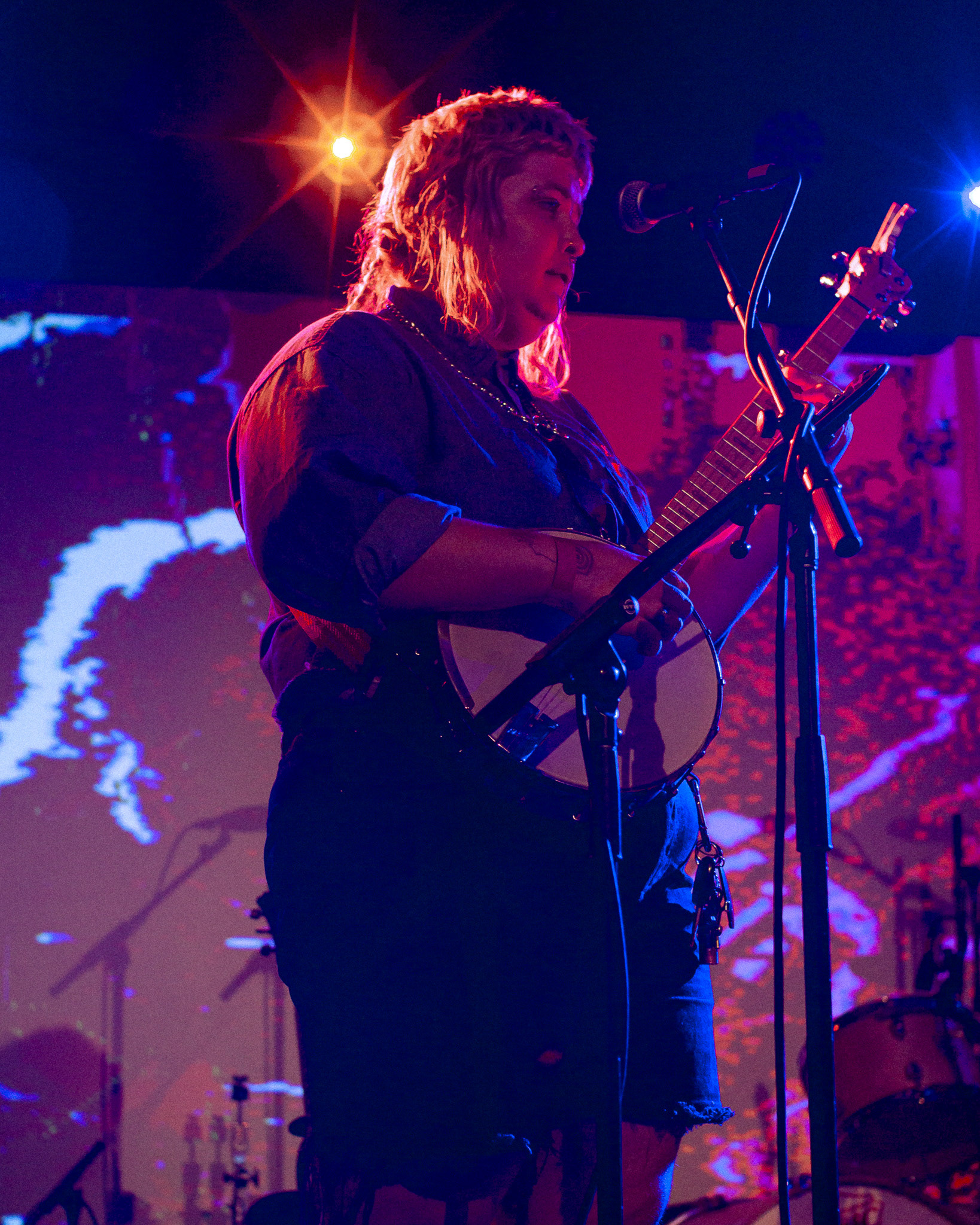 SWEET PETUNIA - CRYSTAL BALLROOM