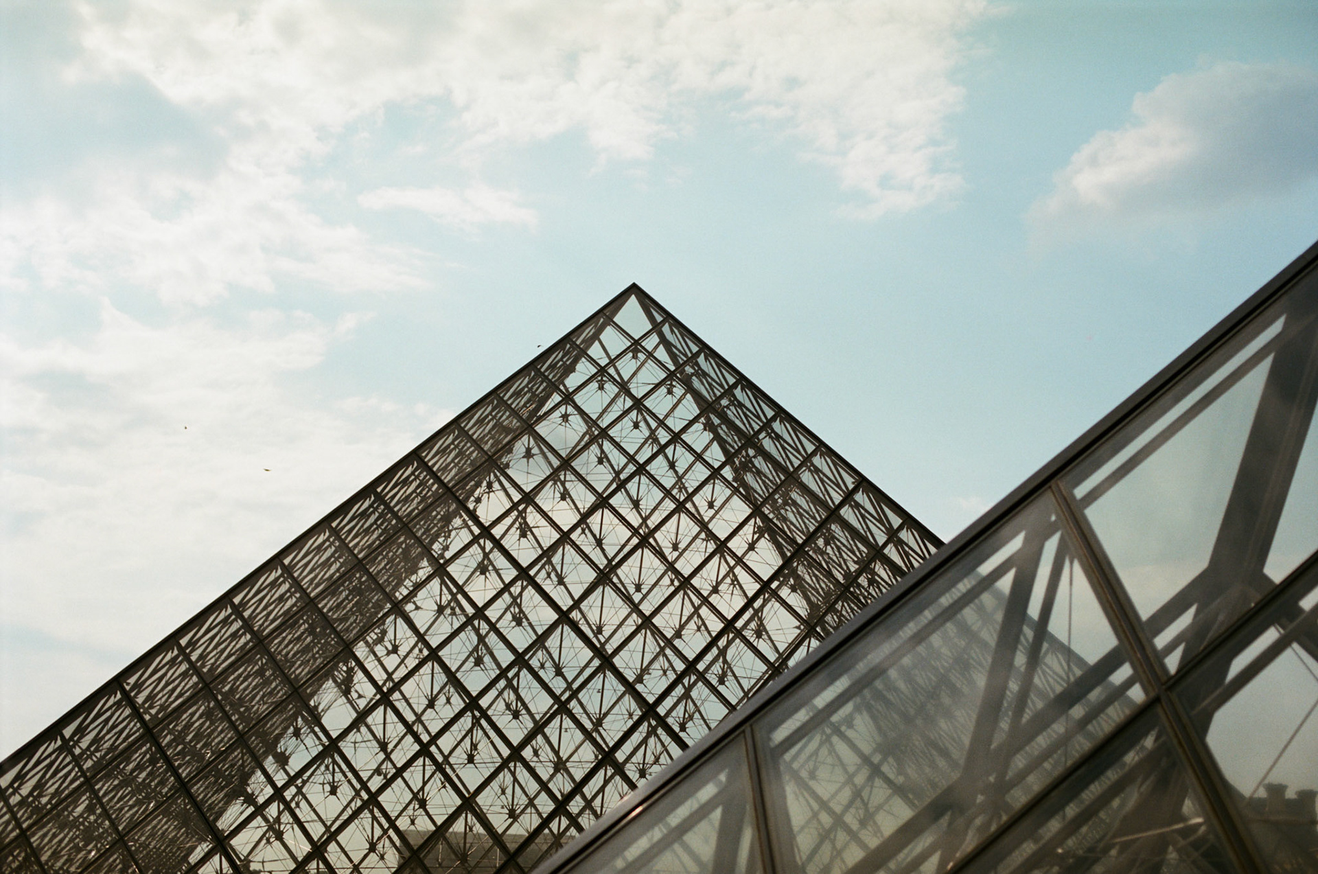 Paris, Canon 300v x Portra 160