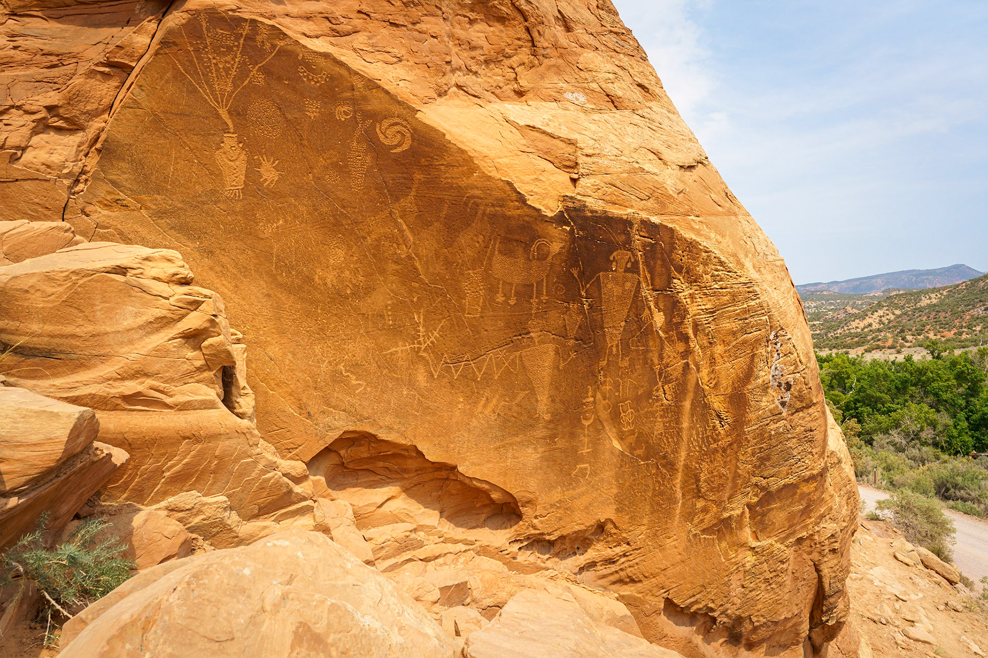 Fremont Petroglyphs, Dinosaur NM, July 2021