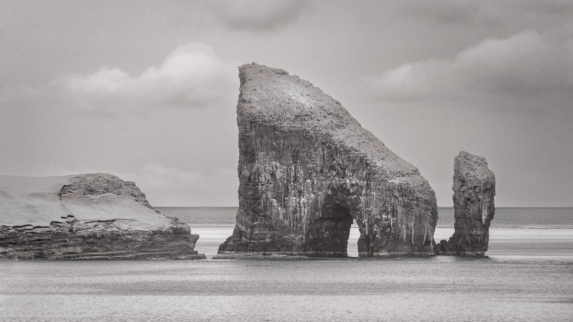 Drangarnir, Vagar, FaroeIslands April2022