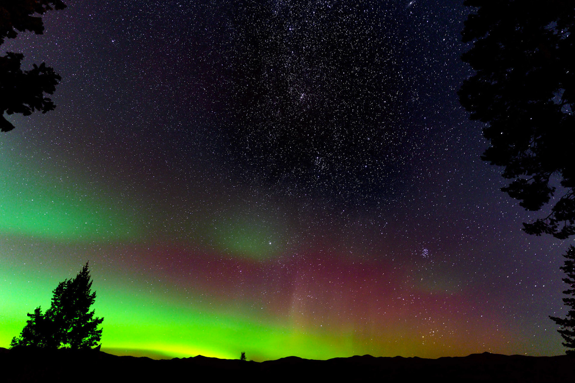 AuroraBorealis from YurtDeck, Oct 2021.  Note orange, Andromeda, Pleiades.