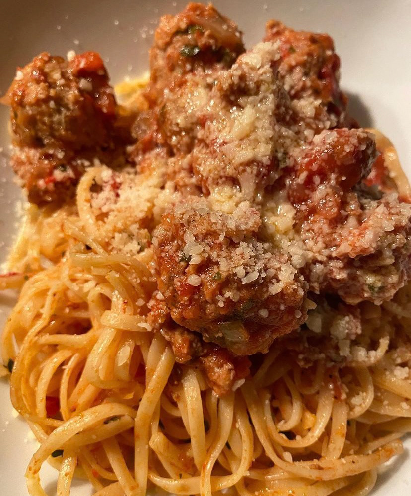 Stephane: March Meatball Madness + Quick Tomato Sauce