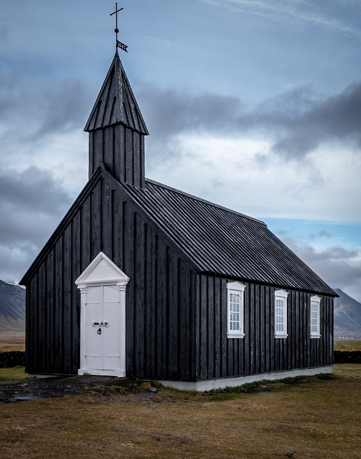 Different perspective of this iconic and highly photographed church in Iceland.