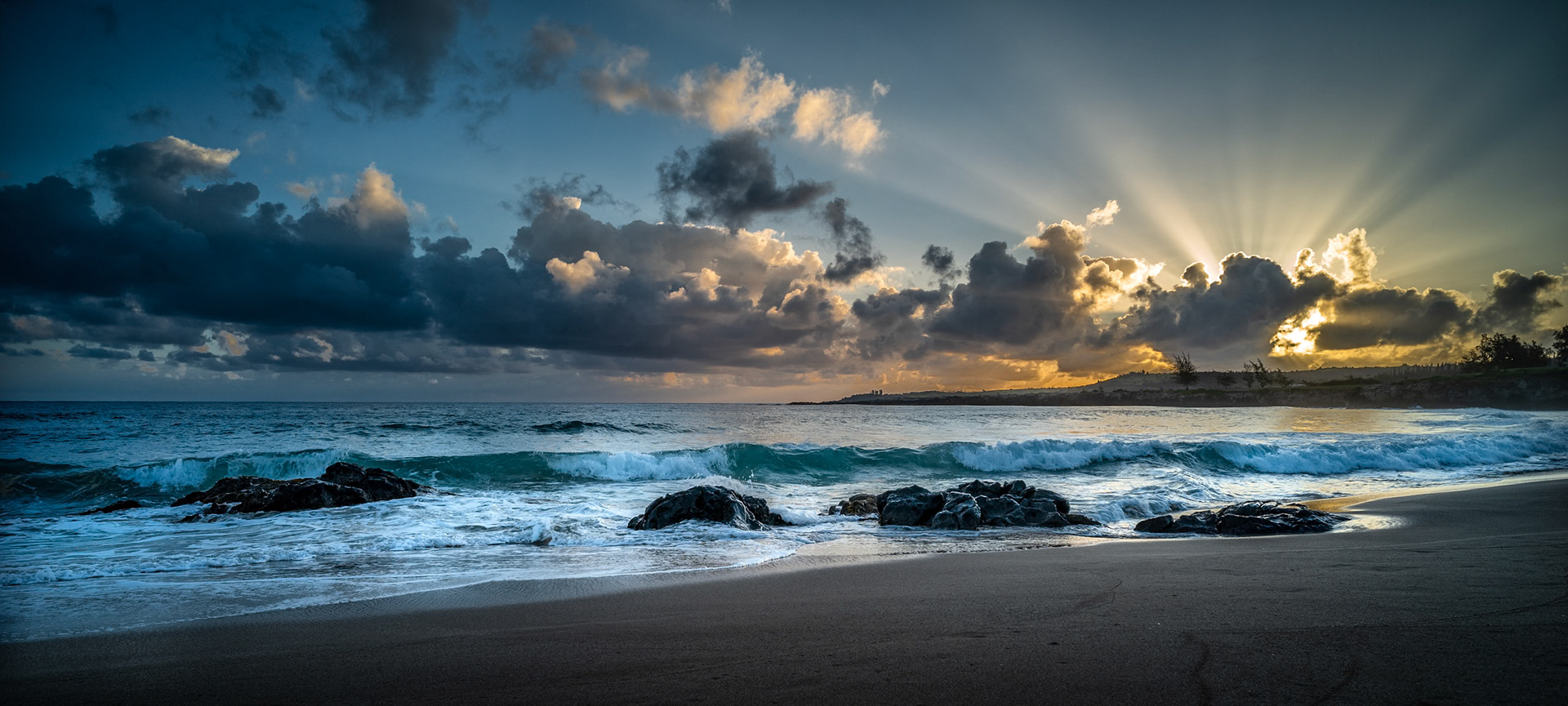Kapalua Bay in Maui, Hawaii offers both amazing sunrises and sunsets.  Hawaii has always been a go to destination for many reasons, but gaining three hours and waking up early is at the top of list due to the opportunity to easily enjoy both sunrise and sunset.