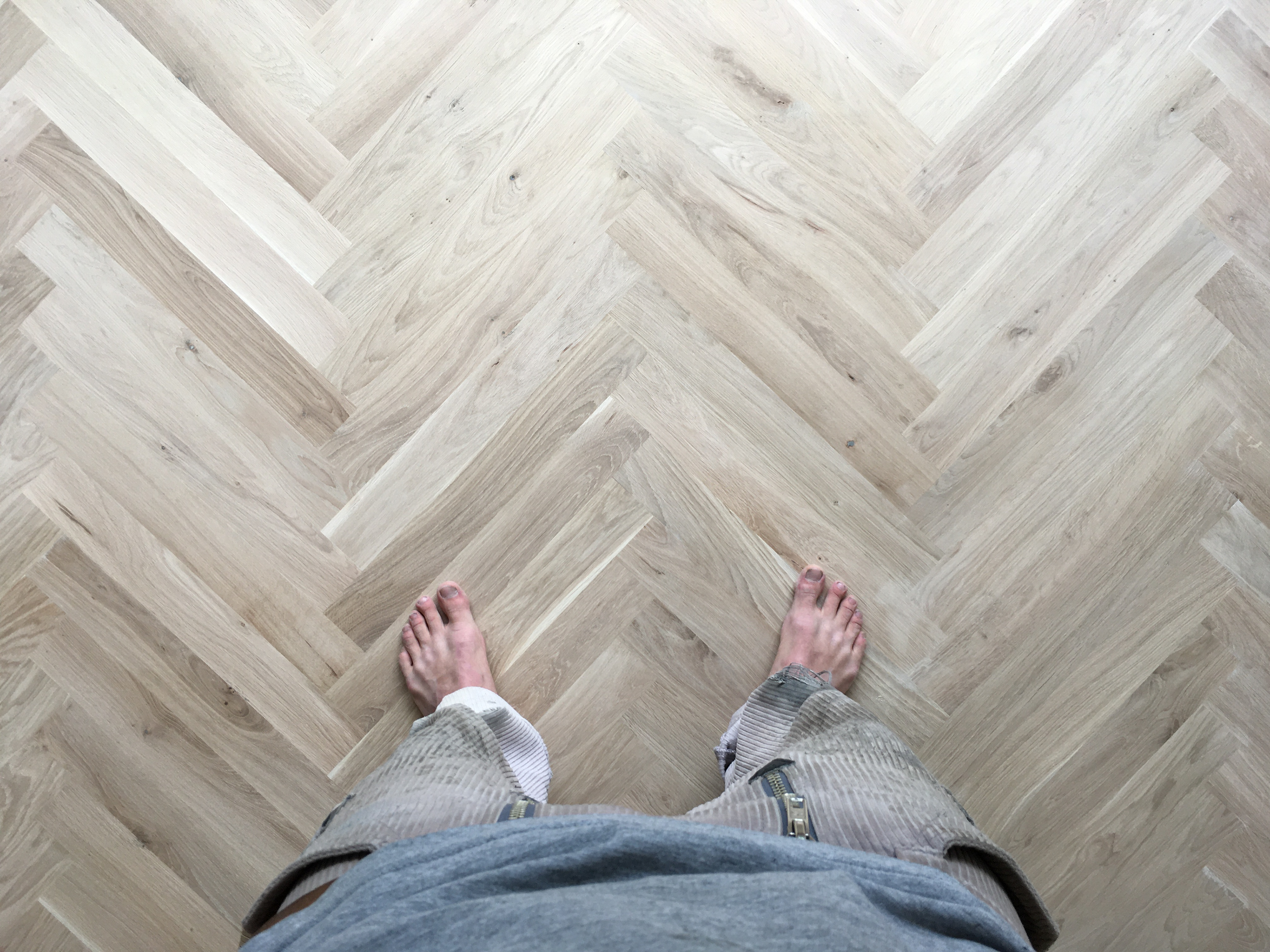 Eichenparkett in feiner Fischgräte - Vorbereitung, Verlegung und Versiegelung