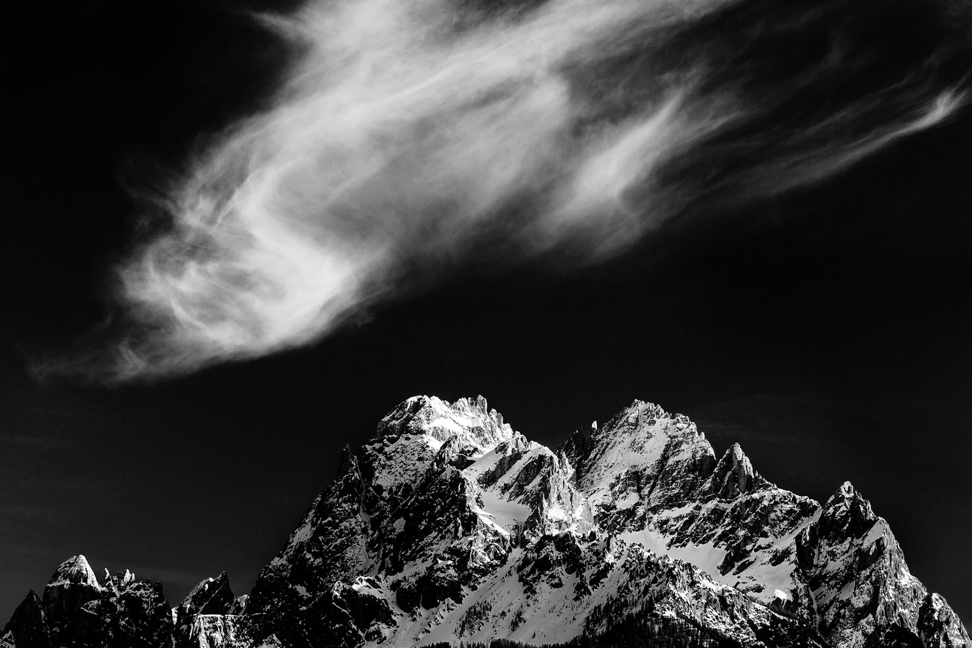 Contrast Between Cloud And Mountain
