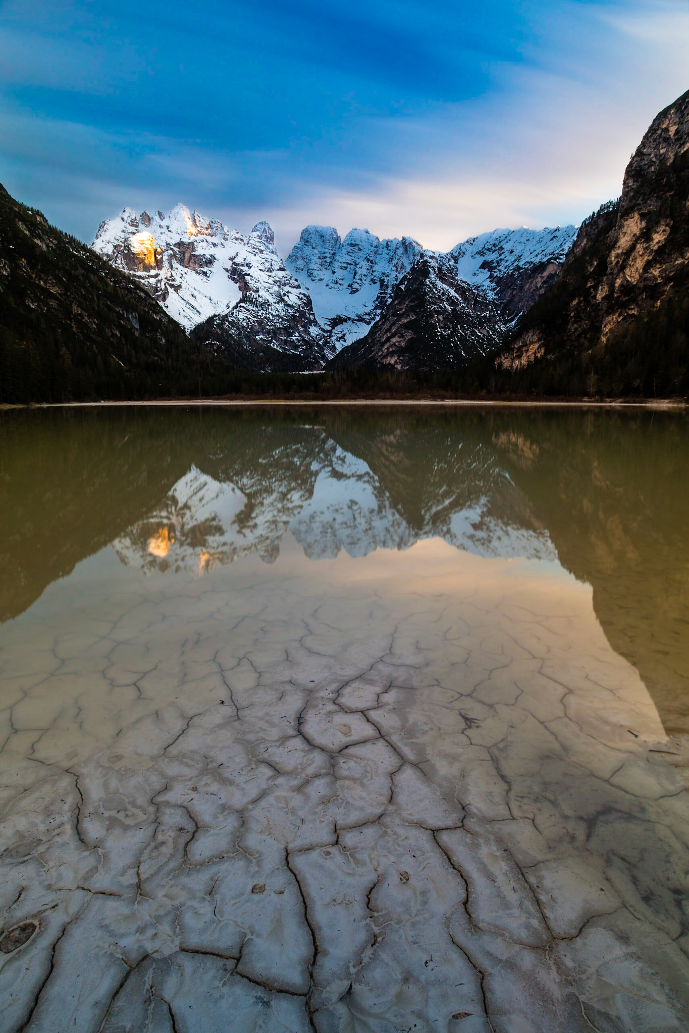 Lakes and (snowy) mountains seem to work really well. Luckily there was almost no wind, when I took this shot.