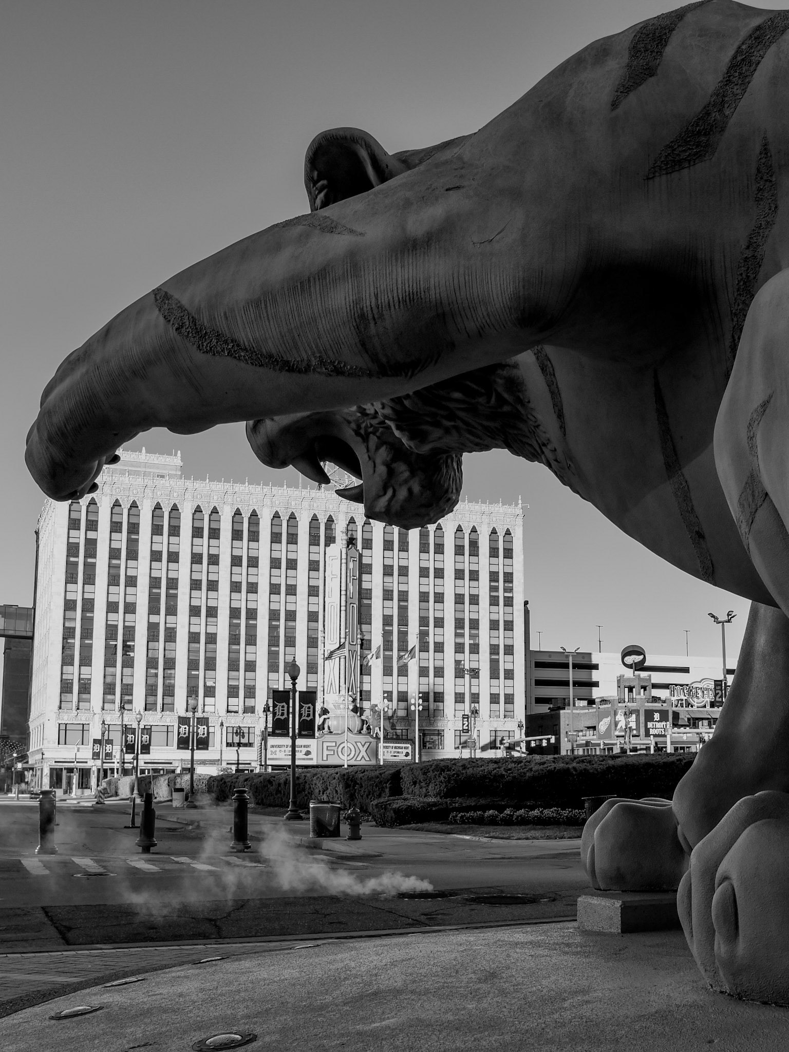 Detroit Tiger overlooks Fox theater