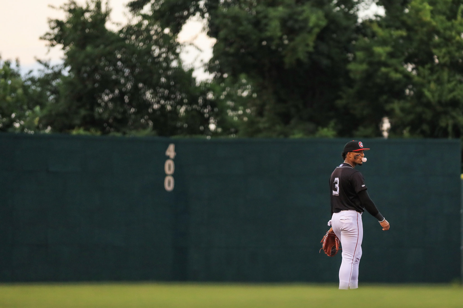 Lookouts vs. Smokies 7.31 - Leo Balcazar blowing bubble