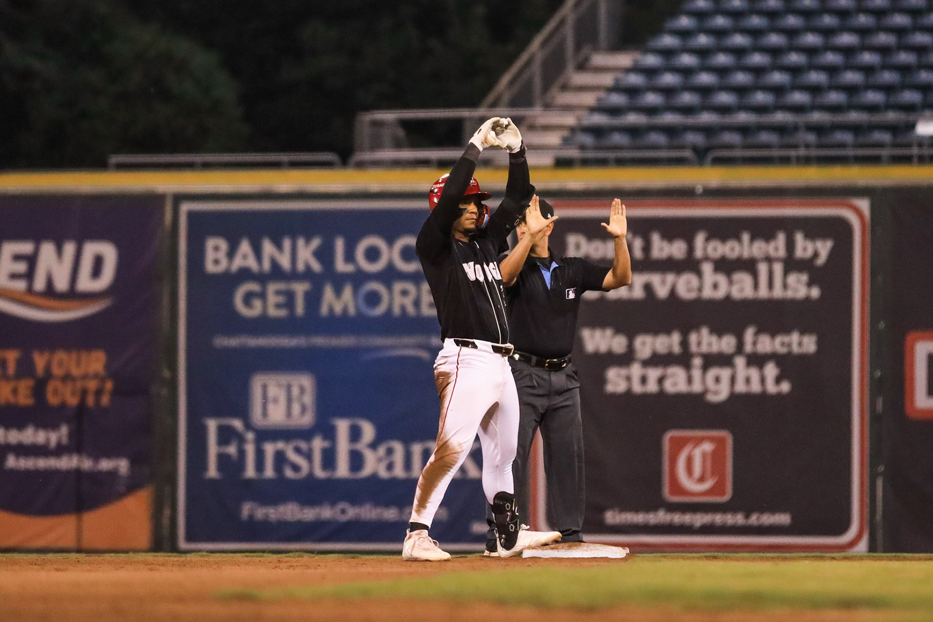 Lookouts vs. Smokies 7.31 - Leo Balcazar celebrates a double