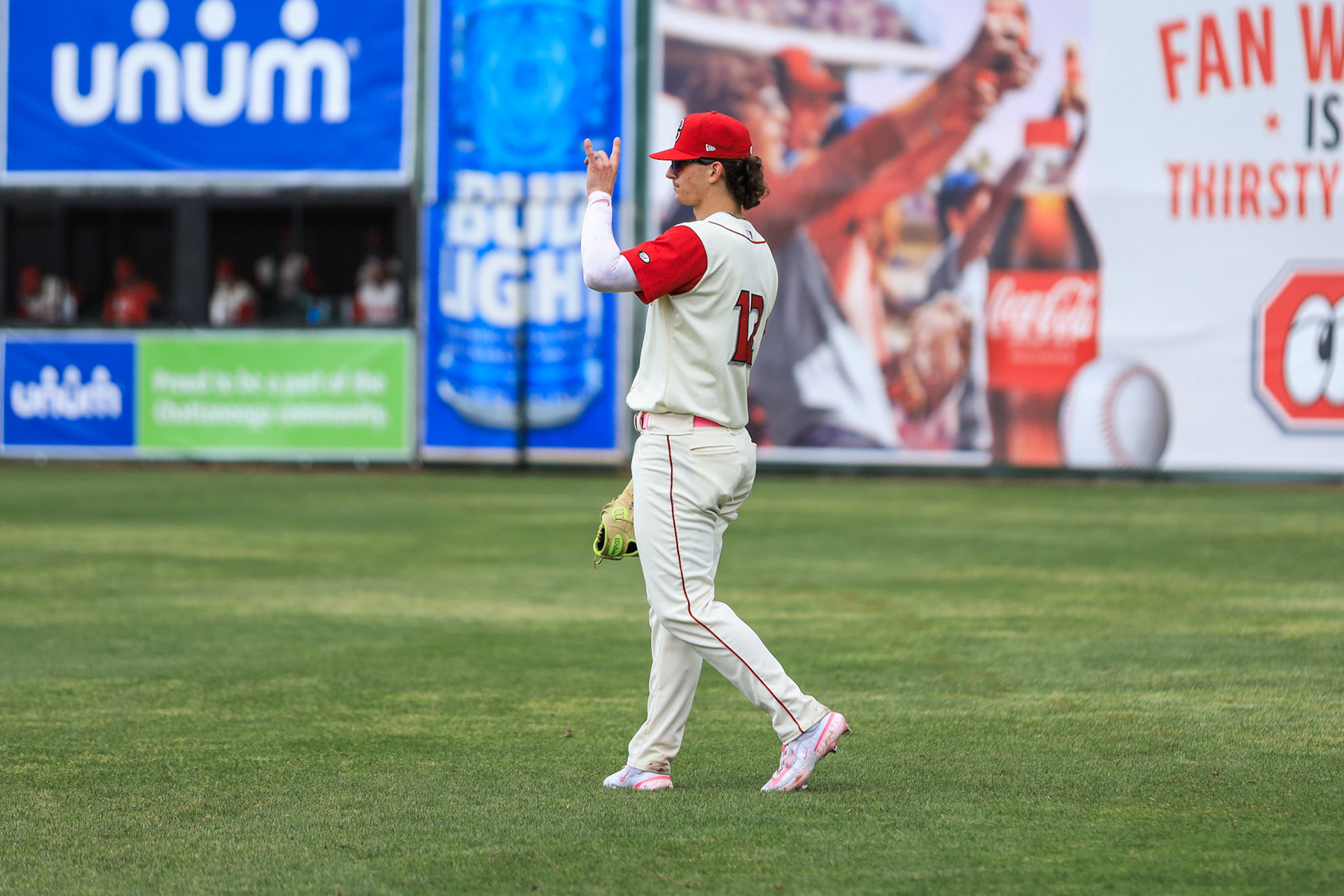 Lookouts vs. Smokies 5.11 - Austin Hendrick signaling two outs