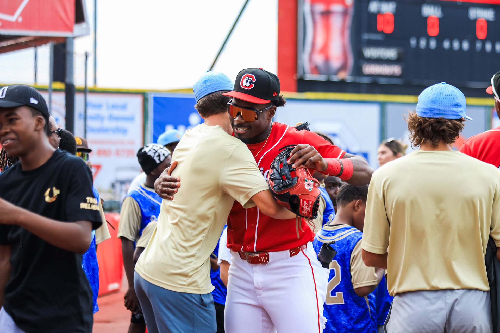 Lookouts vs. Trash Pandas 7.8 - Jay Allen II greets fans