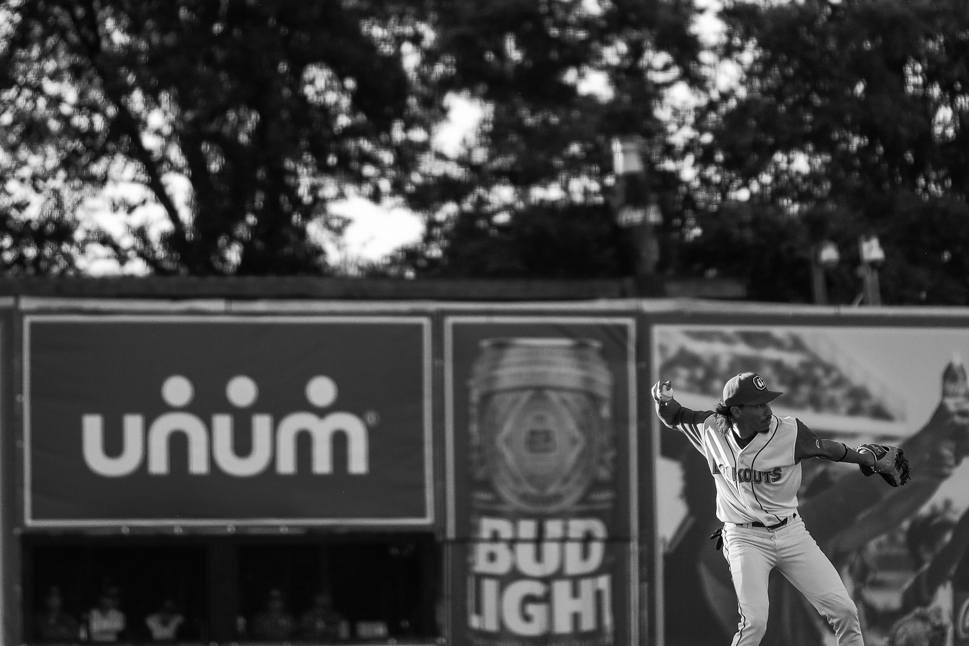 Lookouts vs. Trash Pandas 5.21 - Edwin Arroyo warming up